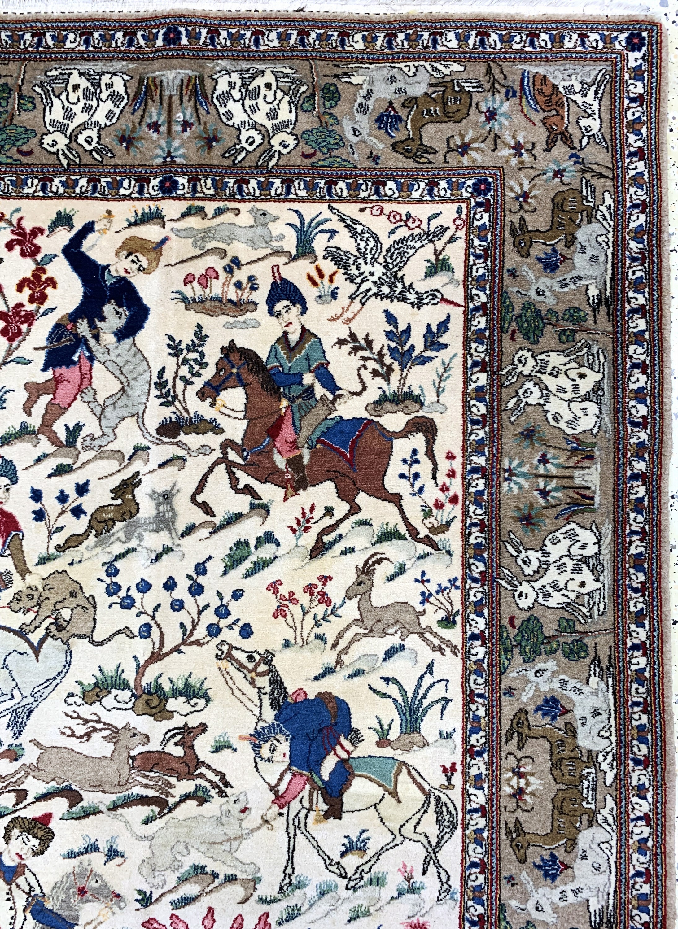 Detail e: Keschan alt, Persien, Anfang 20.Jhd, Wolle auf Baumwolle, ca. 212 x 132 cm, Mottenfraß, EHZ: 2