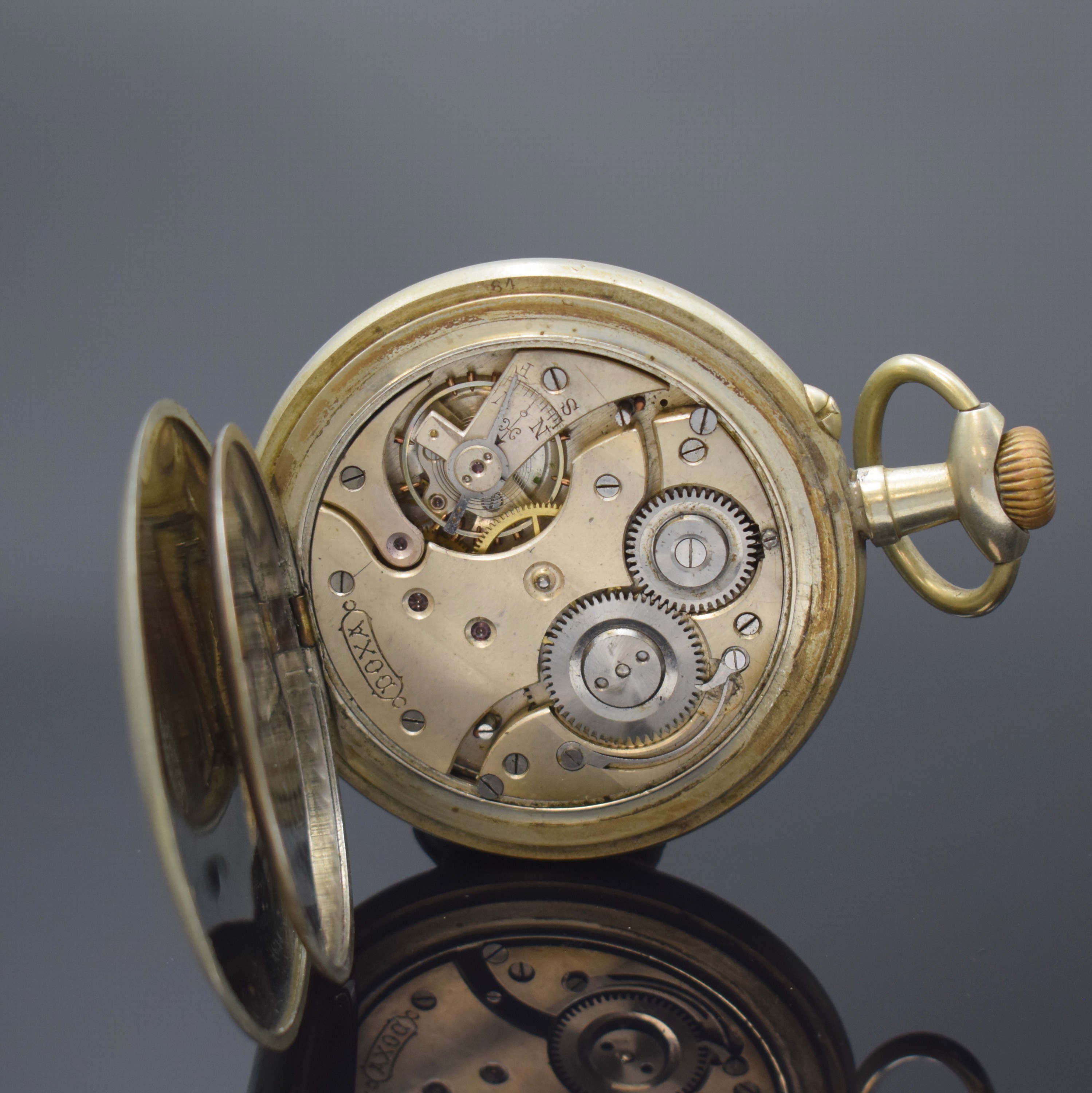 Detail e: DOXA große offene Taschenuhr im Argentan- Gehäuse, Schweiz um 1905, Geh. dell., Cuvette m. Medaillengravur, Emailzifferbl. m. röm. Zahlen l. ...