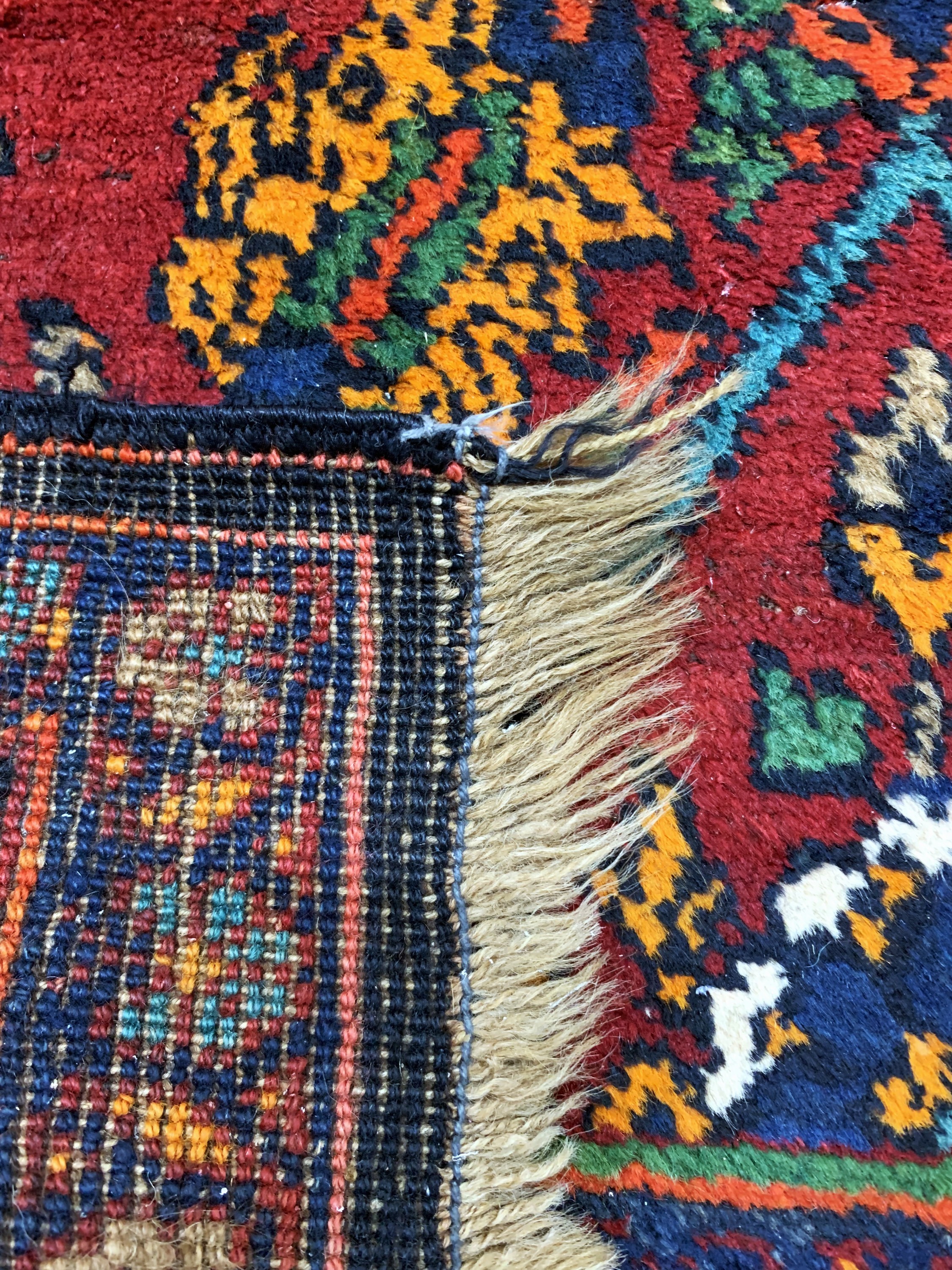 Detail f: Kordi"Dorfteppich"antik, Persien, um 1900, Wolle auf Wolle, ca. 410 x 112 cm, Mottenfraß,EHZ: 4, (restauriert)
