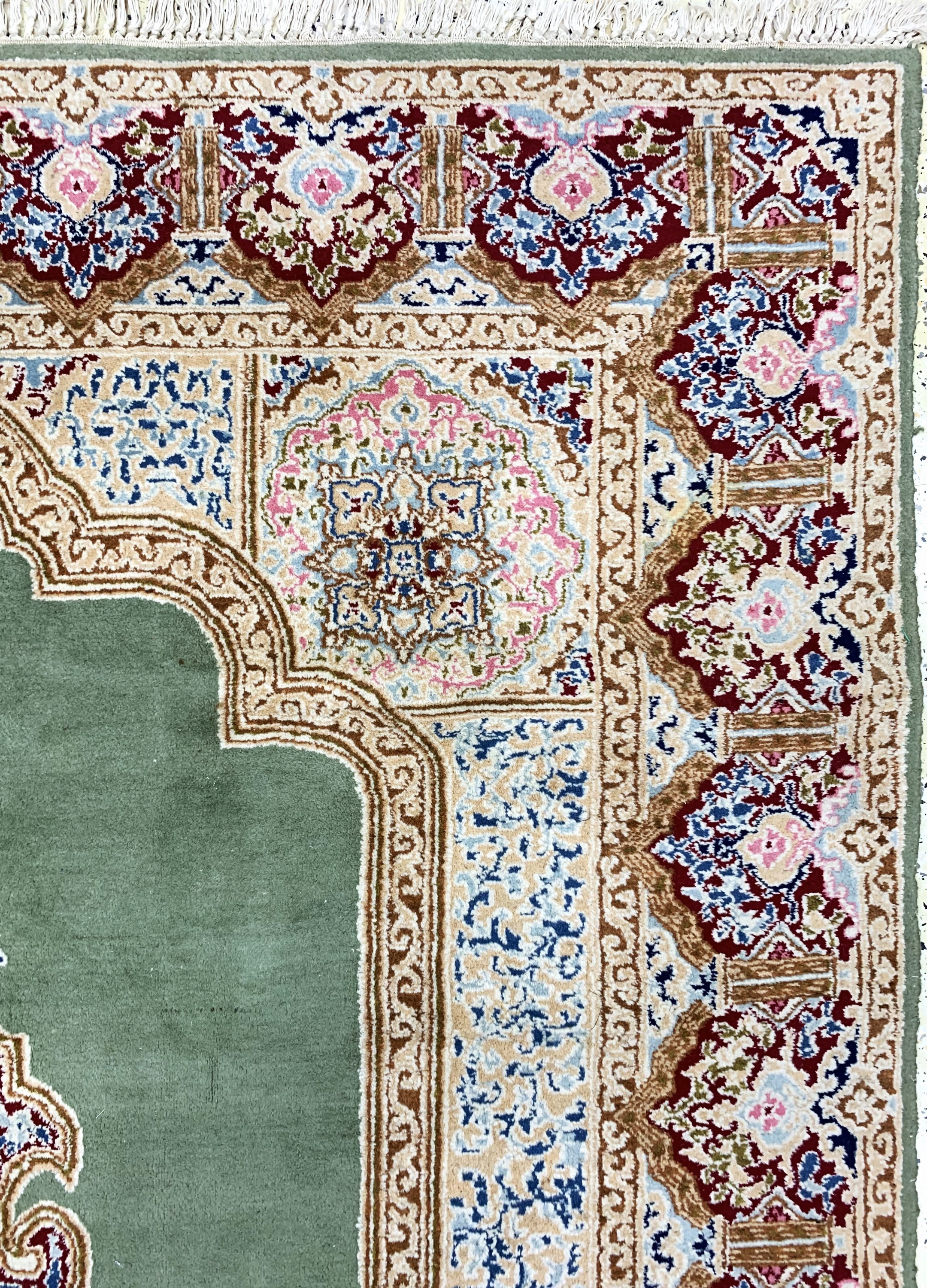 Detail e: Kerman, Persien, Mitte 20.Jhd, Wolle auf Baumwolle, ca. 290 x 190 cm, EHZ: 2