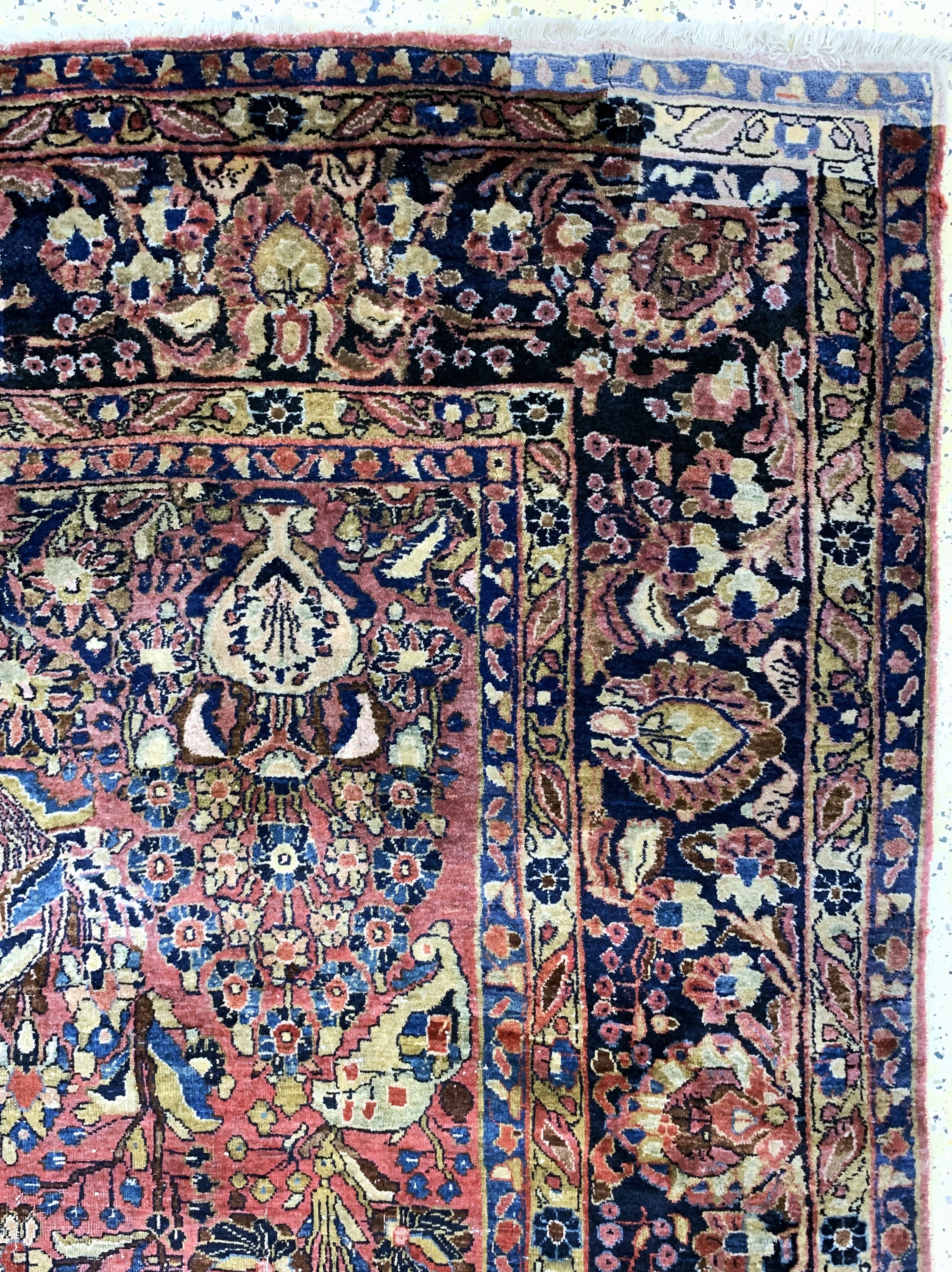 Detail a: Us Re-Import Sarogh, Persien, Anfang 20.Jhd, Wolle auf Baumwolle, ca. 345 x 262 cm,EHZ: 4, (Restaurierungen & Risse)