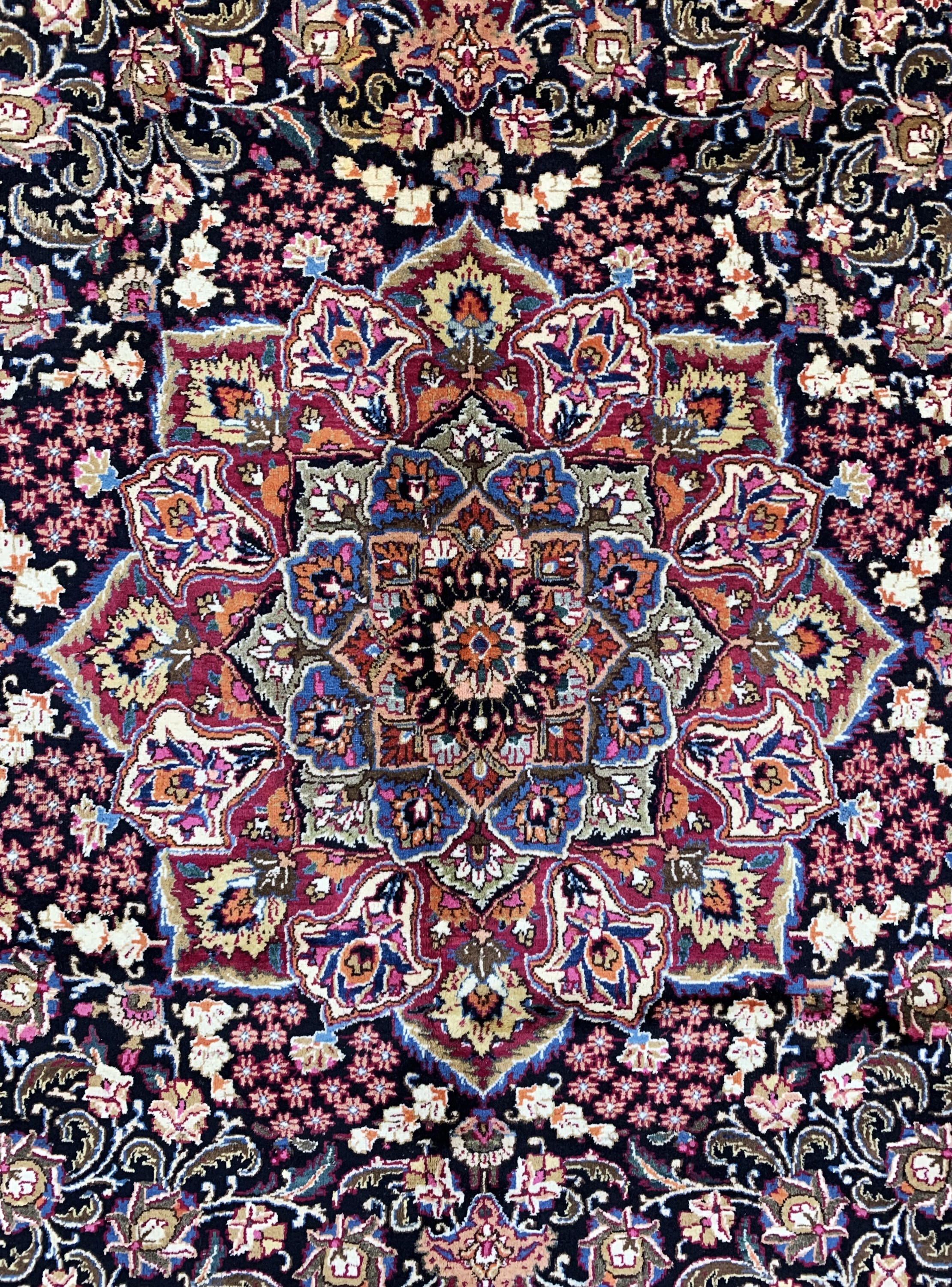 Detail c: Kaschmar, Persien, Ende 20.Jhd, Wolle auf Baumwolle, ca. 385 x 290 cm, gereinigt, EHZ: 2
