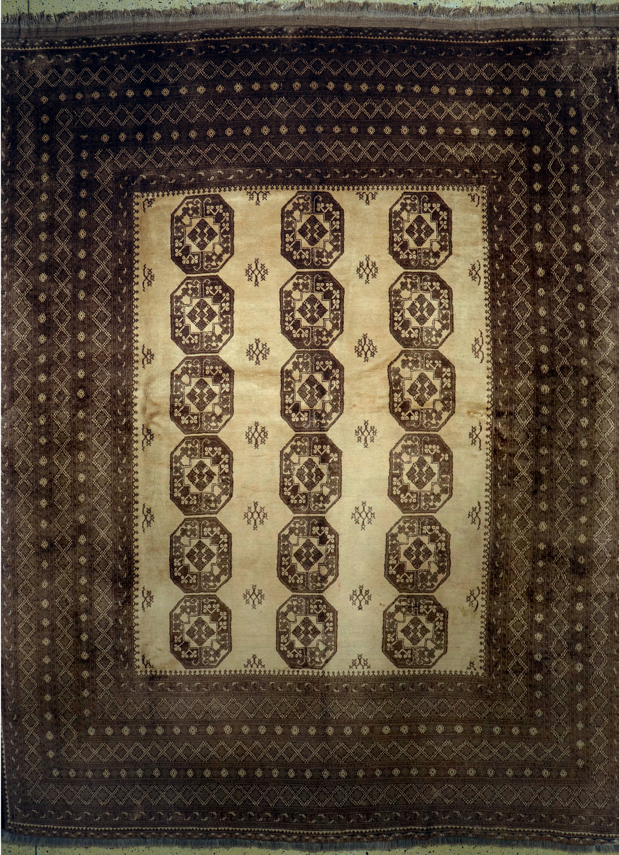 Ersari alt, Afghanistan, Mitte 20.Jhd, Wolle auf Wolle, ca. 408 x 308 cm, gereinigt, EHZ: 1-2, (kleiner restaurierung)