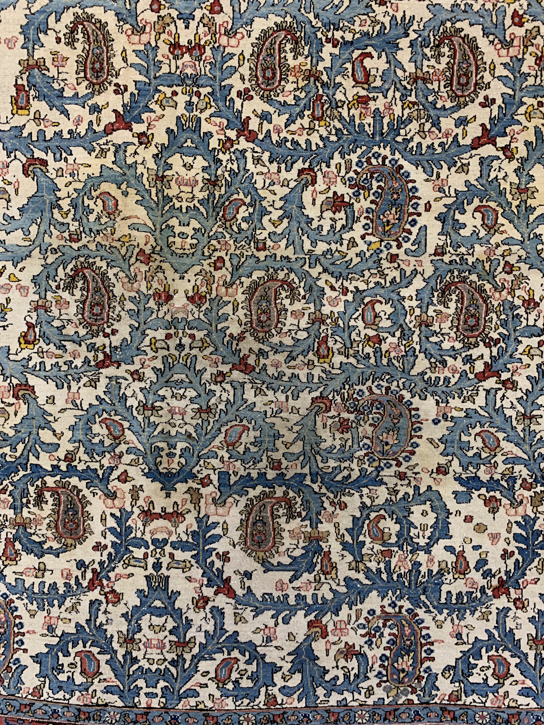 Detail e: Ghom alt, Persien, Mitte 20.Jhd, Wolle auf Baumwolle, ca. 326 x 240 cm, EHZ: 3, (fleckig)