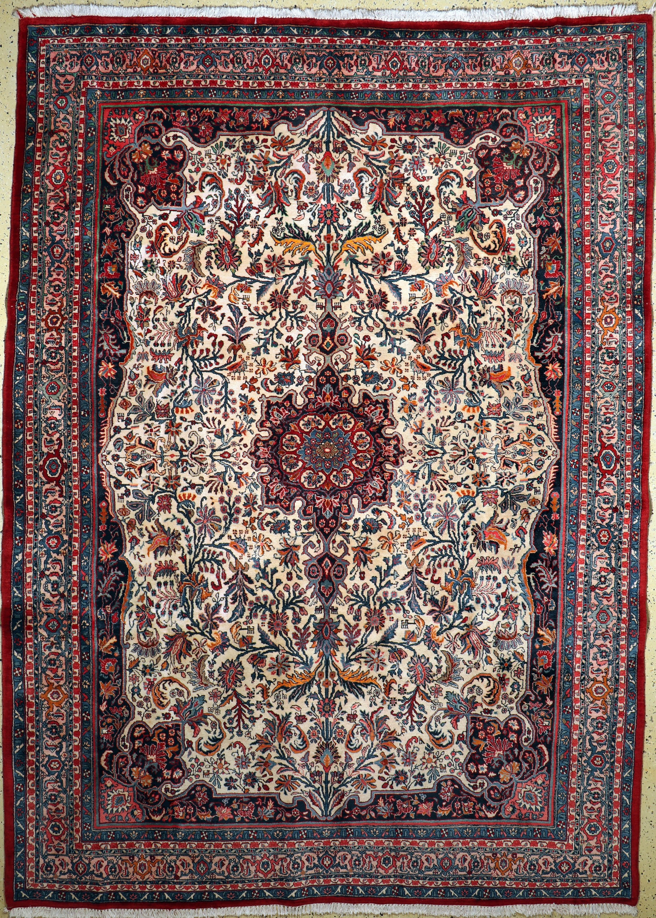 Rosenbidjar alt, Persien, Mitte 20.Jhd, Wolle auf Baumwolle, ca. 380 x 263 cm, gereinigt, EHZ: 2