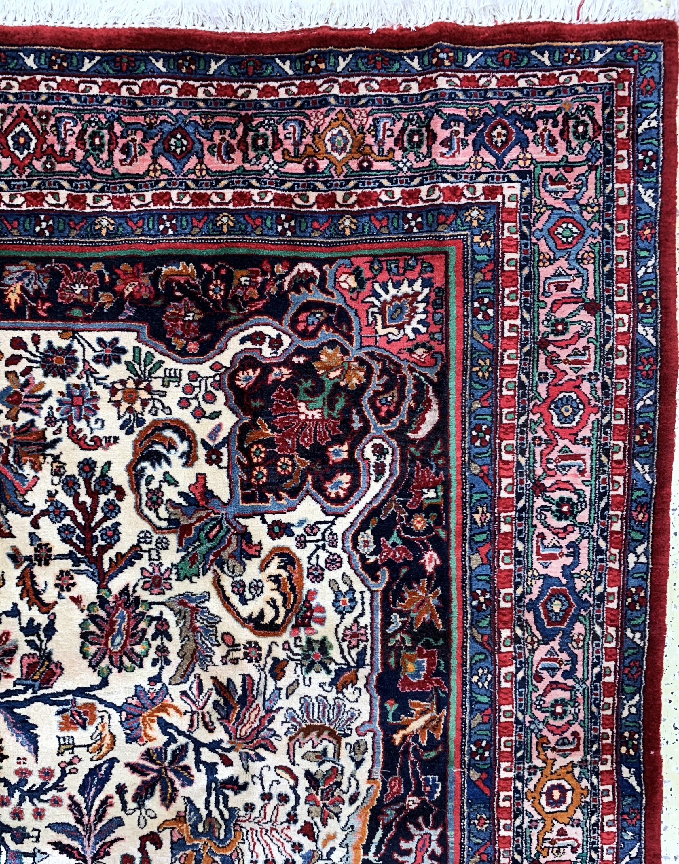 Detail e: Rosenbidjar alt, Persien, Mitte 20.Jhd, Wolle auf Baumwolle, ca. 380 x 263 cm, gereinigt, EHZ: 2