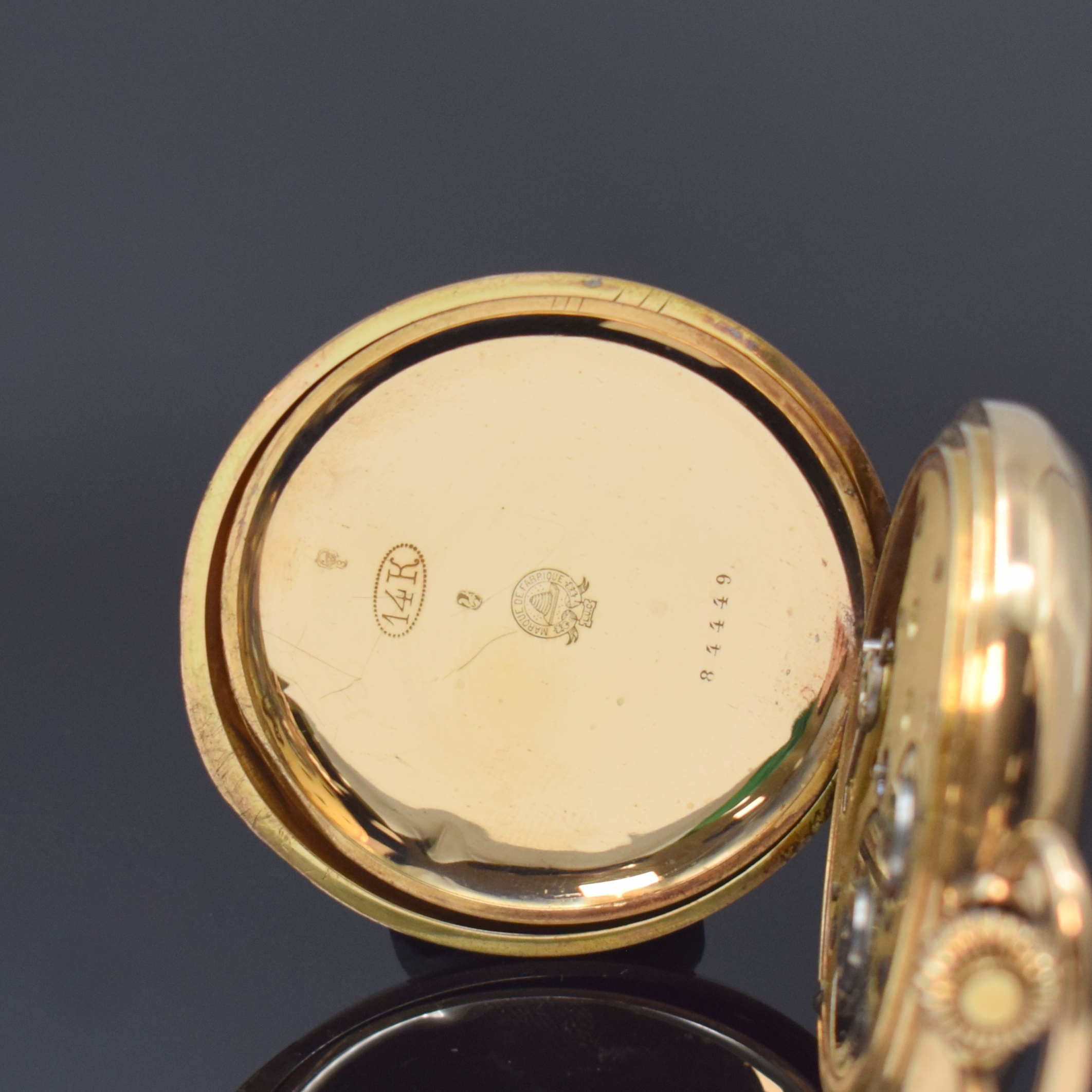Detail f: SYSTEME GLASHÜTTE Herrensavonette in GG 585/000, Schweiz um 1910, guill. 3-Deckel- Goldgeh. sign. L.U.C dell., Sprungdeckel m. Monogramm, ...