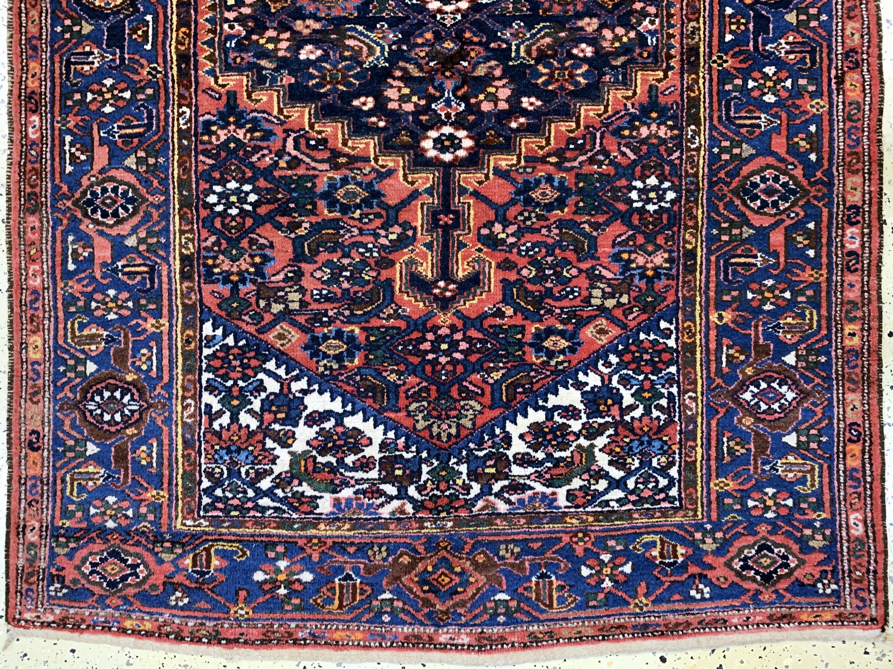 Detail b: Hamadan alt, Persien, Mitte 20.Jhd, Wolle auf Baumwolle, ca. 199 x 133 cm, EHZ: 2