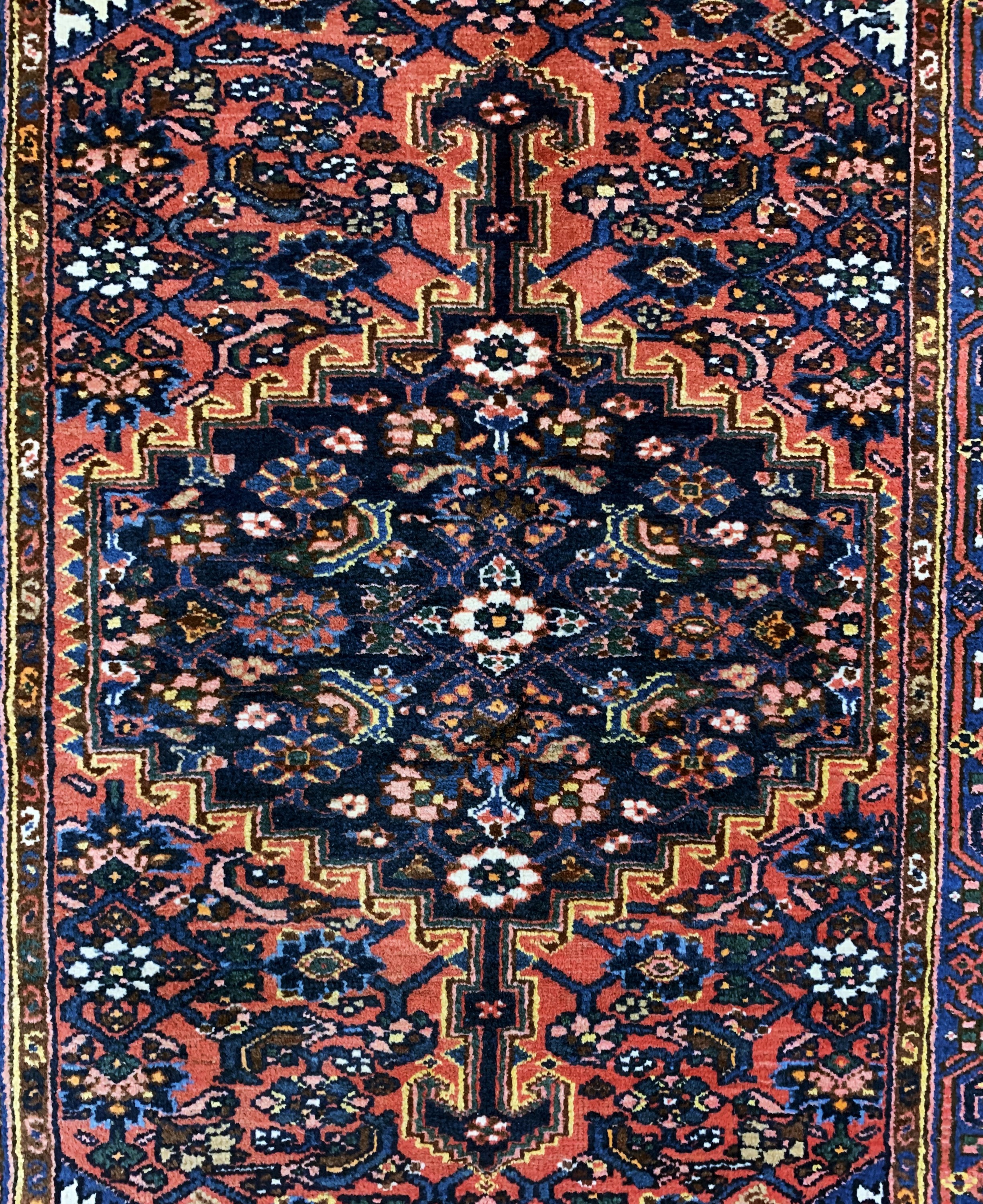 Detail c: Hamadan alt, Persien, Mitte 20.Jhd, Wolle auf Baumwolle, ca. 199 x 133 cm, EHZ: 2