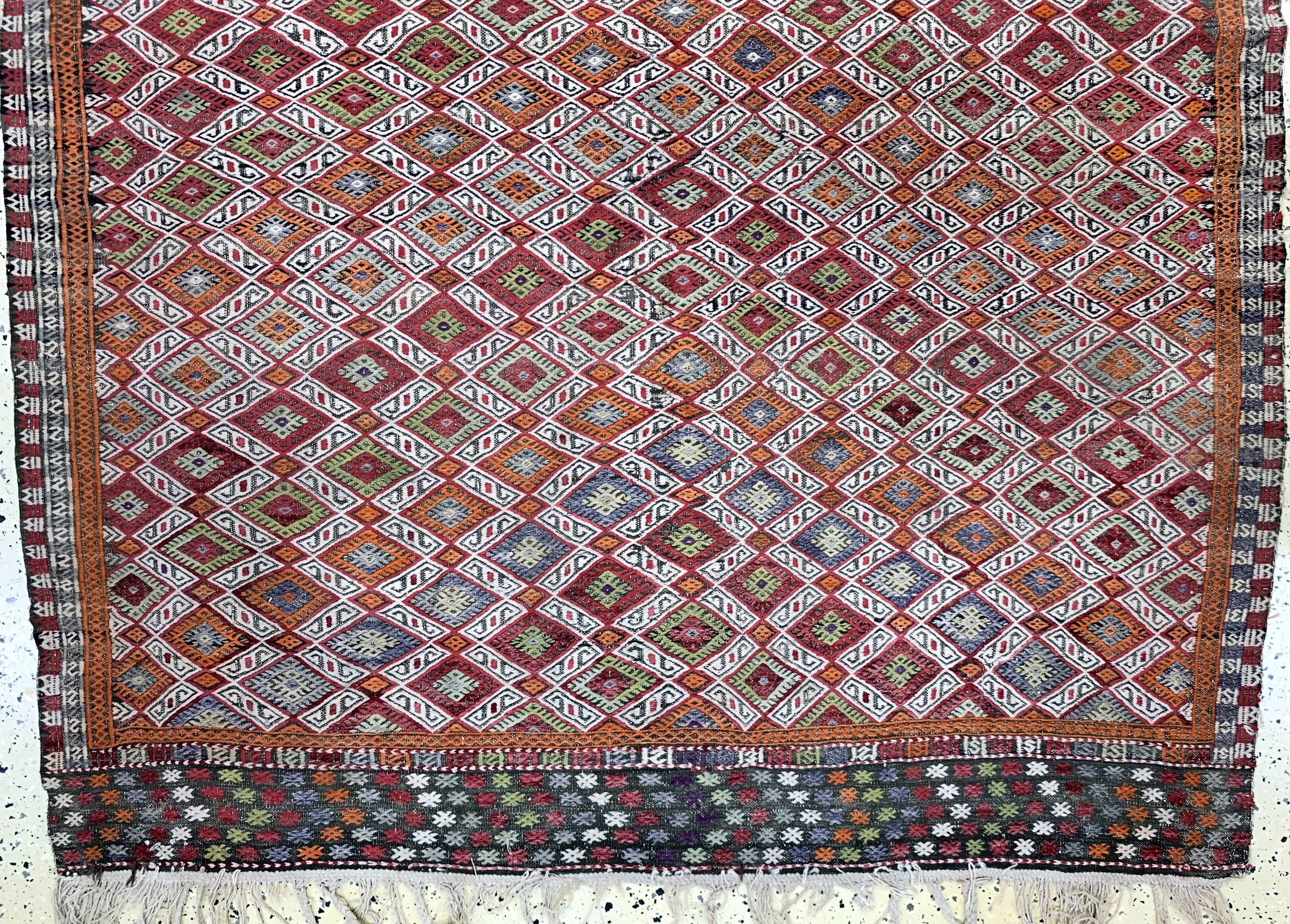 Detail b: Verneh alt, Türkei, Anfang 20.Jhd, Wolle auf Wolle, ca. 175 x 170 cm, EHZ: 2-3