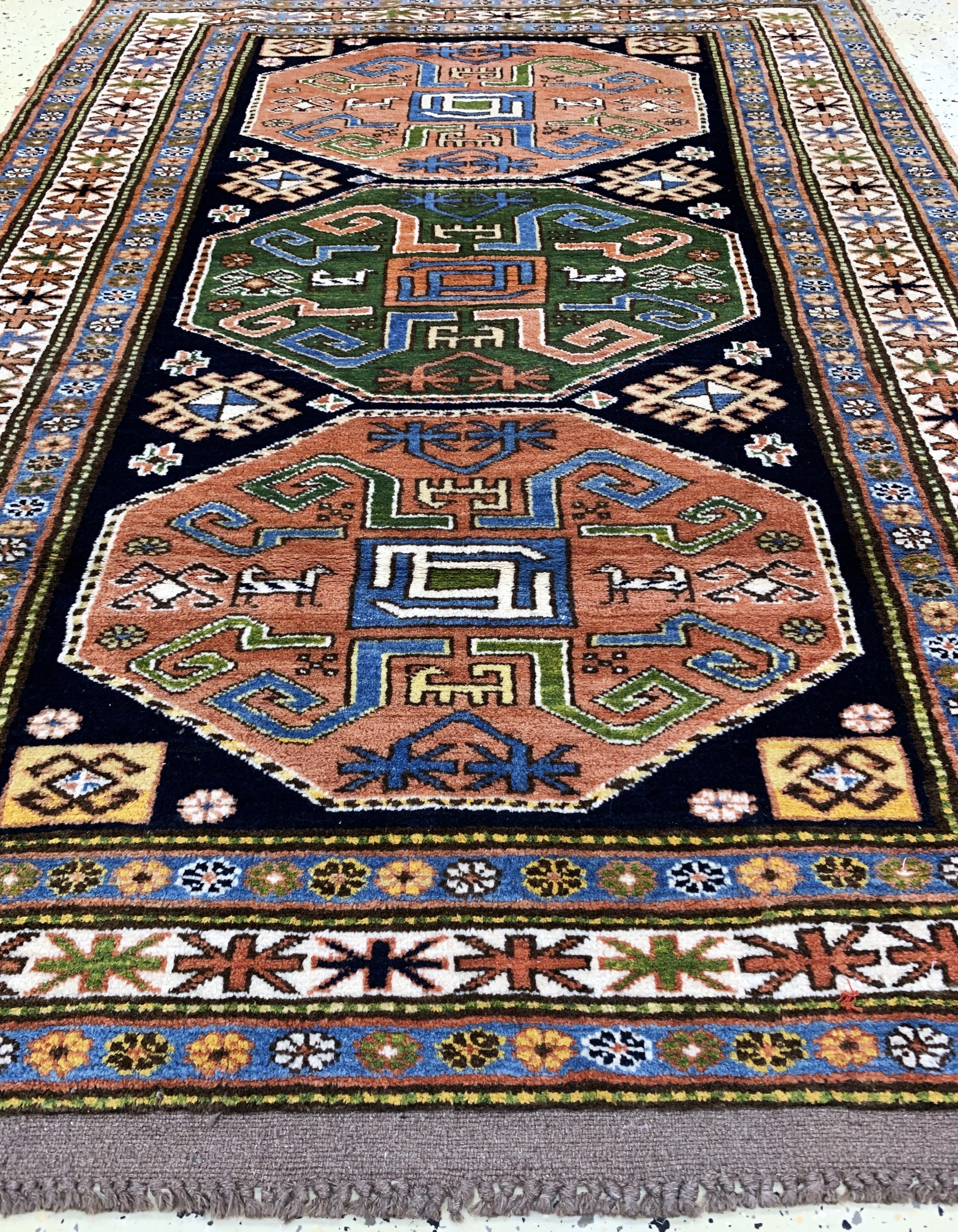 Detail c: Kazak, Türkei, Ende 20.Jhd, Wolle auf Wolle, ca. 170 x 127 cm, EHZ: 2
