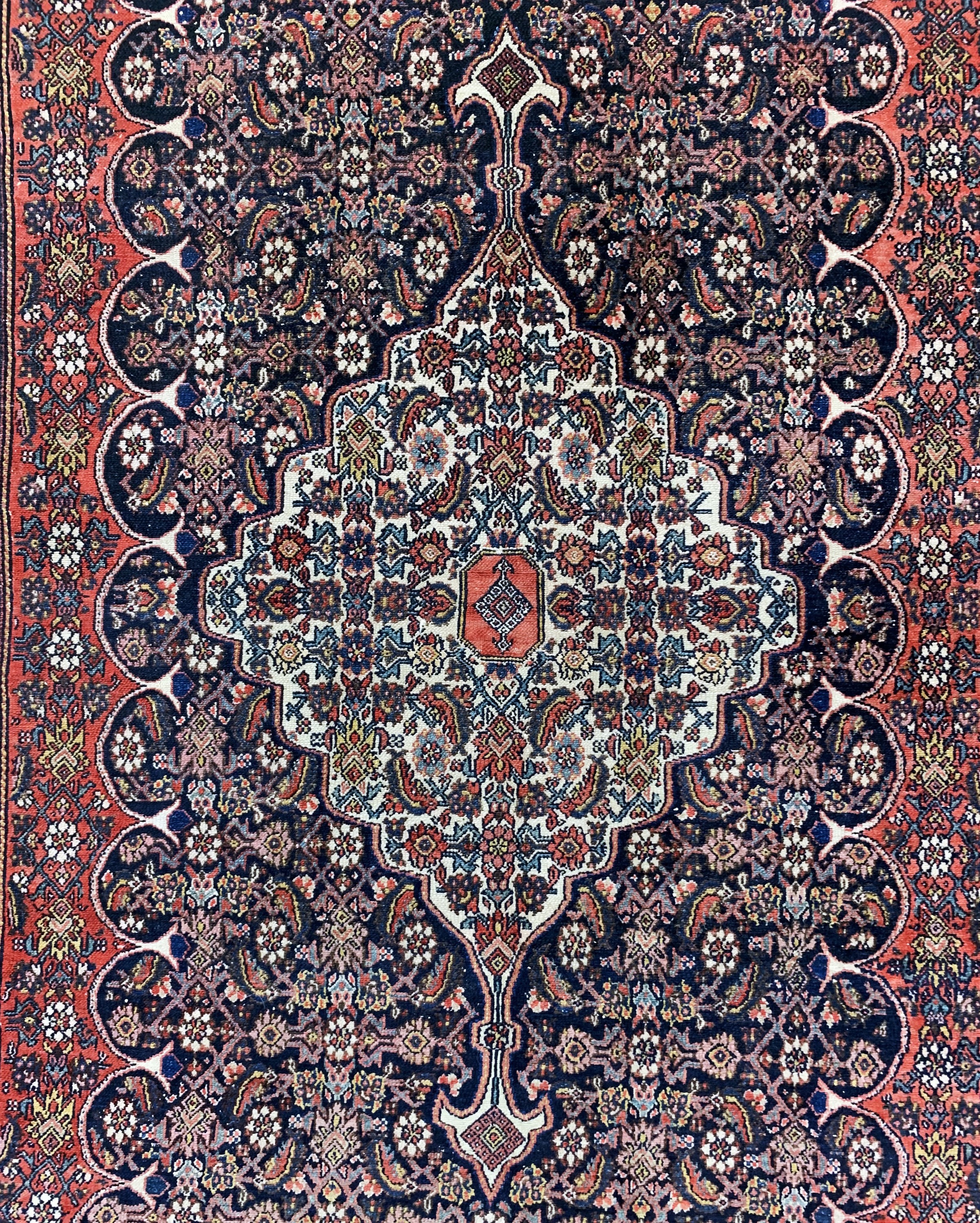 Detail c: Senneh antik, Persien, um 1900, Wolle auf Baumwolle, ca. 184 x 125 cm, EHZ: 4