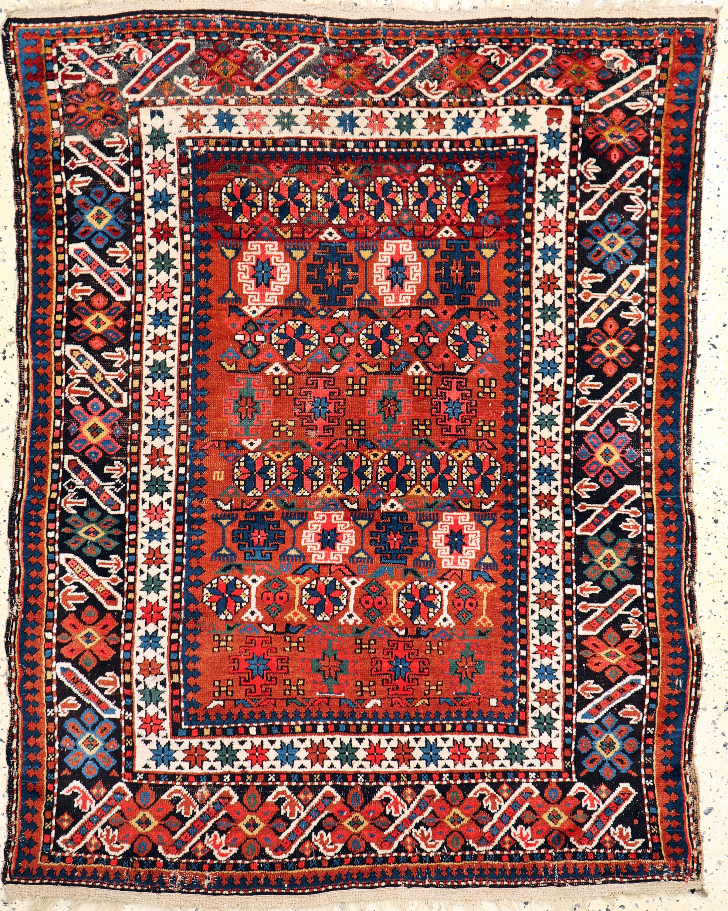 Kazak antik, Kaukasus, um 1900, Wolle auf Wolle, ca. 150 x 117 cm, EHZ: 3, (restauriert)