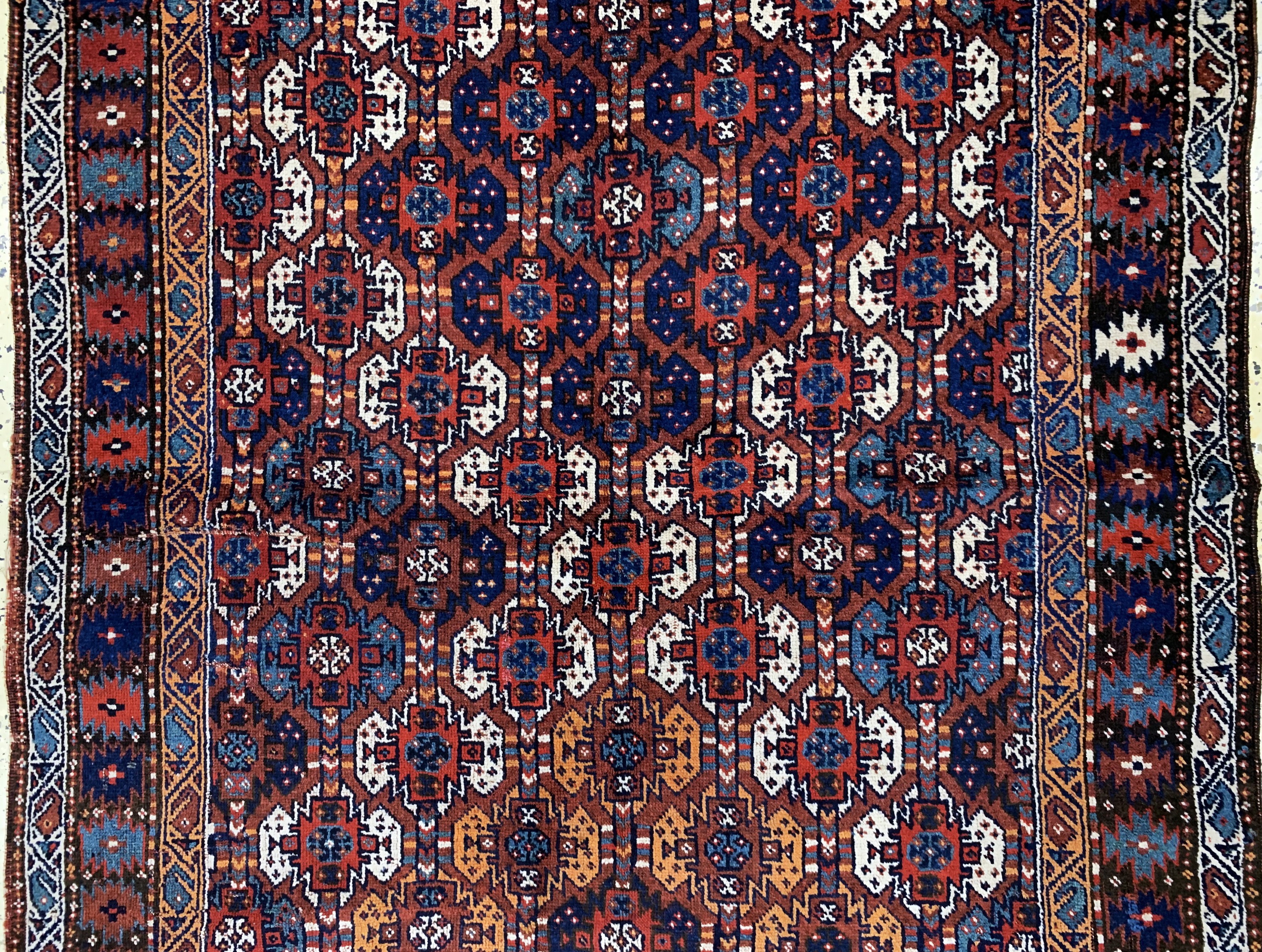 Detail b: Khorasan Kordi antik, Persien, um 1900, Wolle auf Wolle, ca. 214 x 130 cm, EHZ: 4, (restauriert)