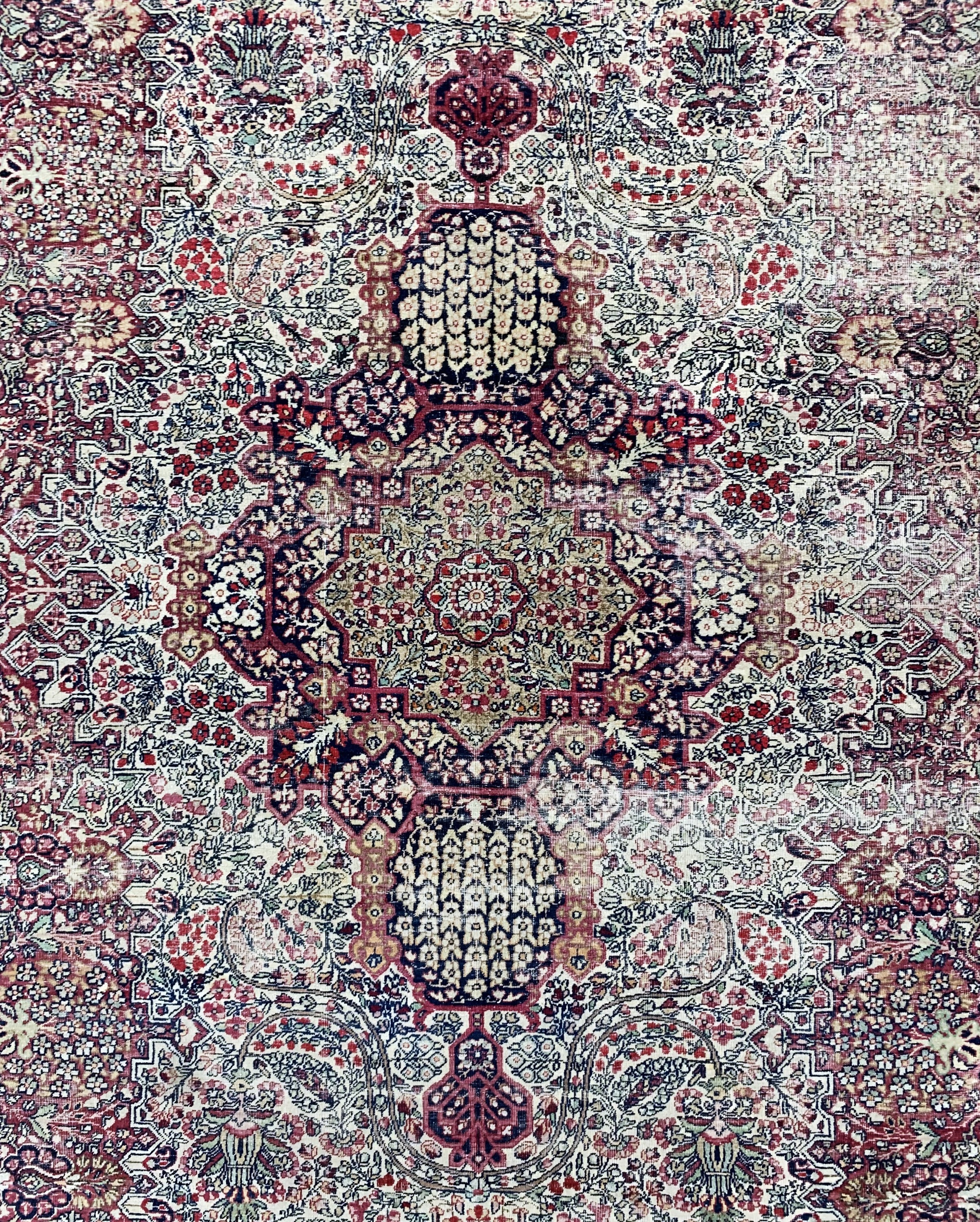 Detail c: Kerman"Lawar"antik, Persien, 19.Jhd, Wolle auf Baumwolle, ca. 212 x 137 cm, EHZ: 4