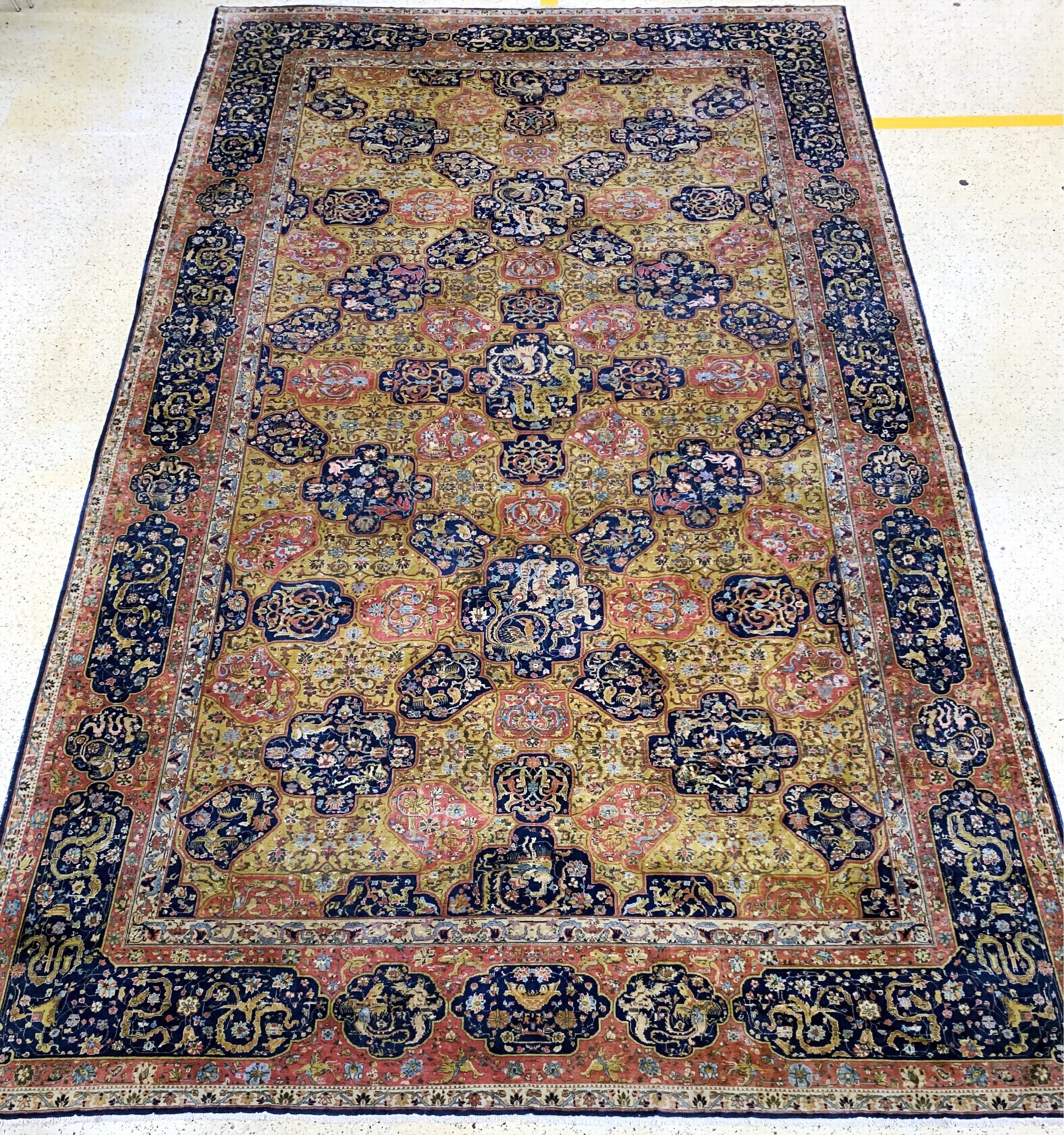 Nordindischer Teppich, "Safawiden Design", um 1900, Wolle auf Baumwolle, ca. 606 x 364 cm , EHZ: 2(ähnliches Stück siehe Christis London ...