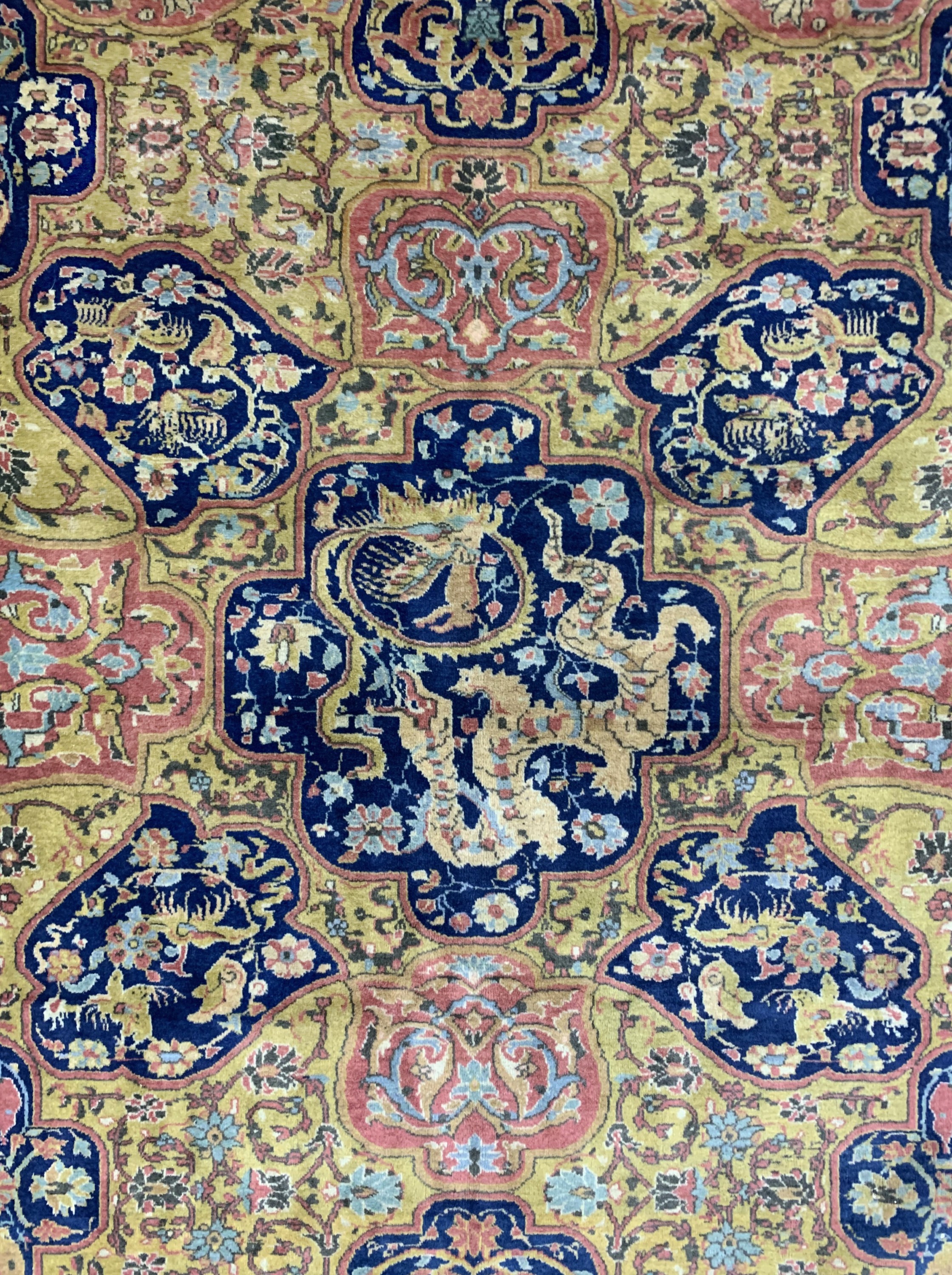 Detail e: Nordindischer Teppich, "Safawiden Design", um 1900, Wolle auf Baumwolle, ca. 606 x 364 cm , EHZ: 2(ähnliches Stück siehe Christis London ...