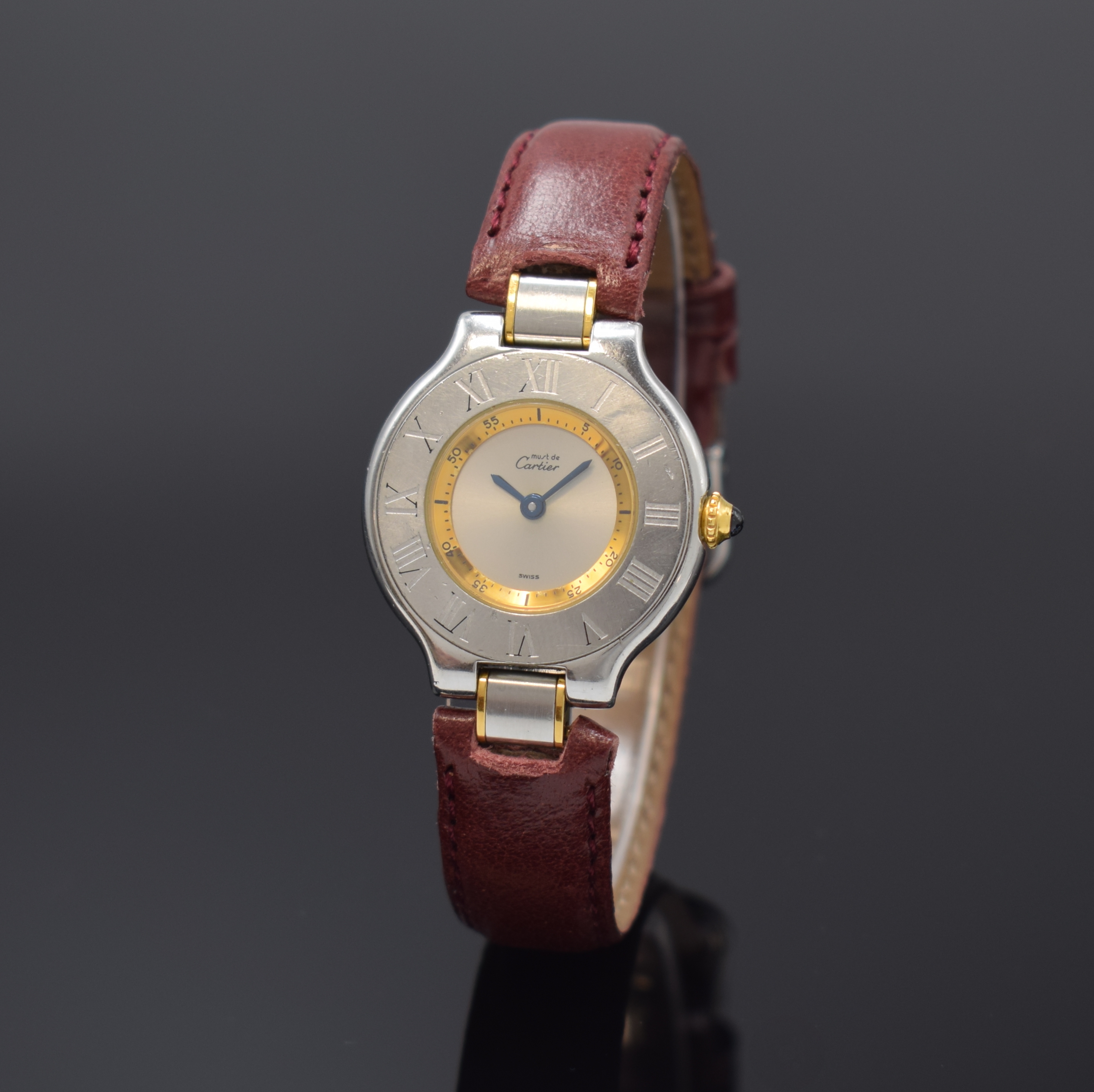 CARTIER Linie 21 Damenarmbanduhr Referenz 1340, Schweiz um 1990, quarz, Edelstahlgeh., Boden 6-fach verschr., Schmuckkrone, Lünette m. röm. Zahlen, ...