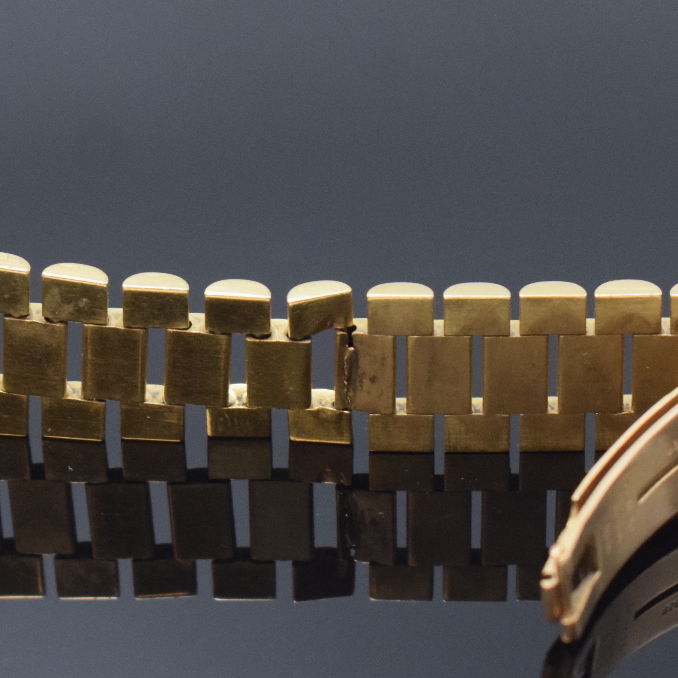 Detail d: ROLEX Armbanduhr Oyster Perpetual Day-Date in GG 750/000 Referenz 18038, Schweiz um 1982, Automatik, Boden und Krone verschr., ab Herst. wasserd., ...