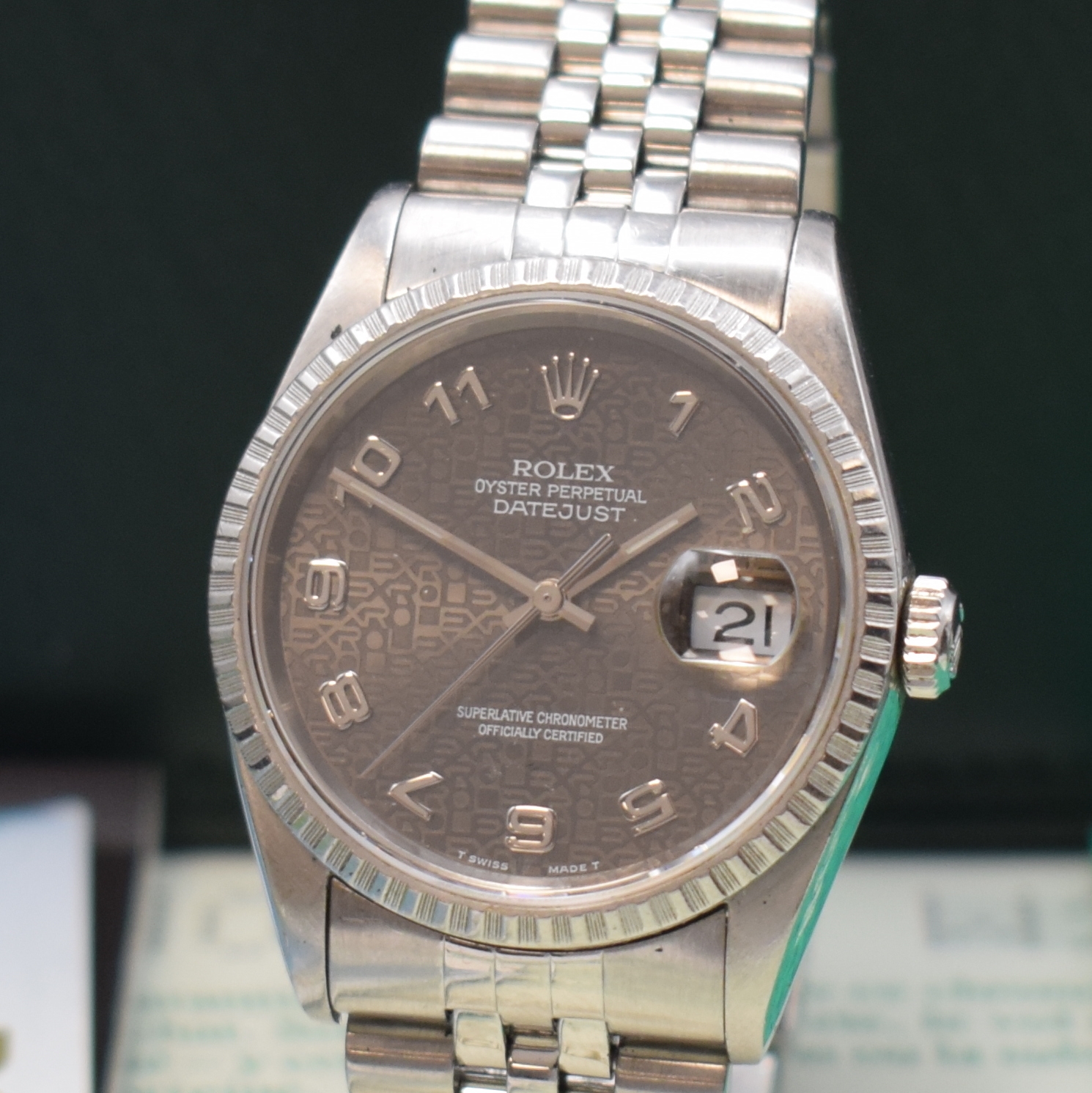 Detail a: ROLEX Oyster Perpetual Datejust Armbanduhr Referenz 16220, Schweiz verk. lt. beil. Pap. 12/1997, Automatik, verschr. Geh. inkl. orig. Jubileeband m. ...