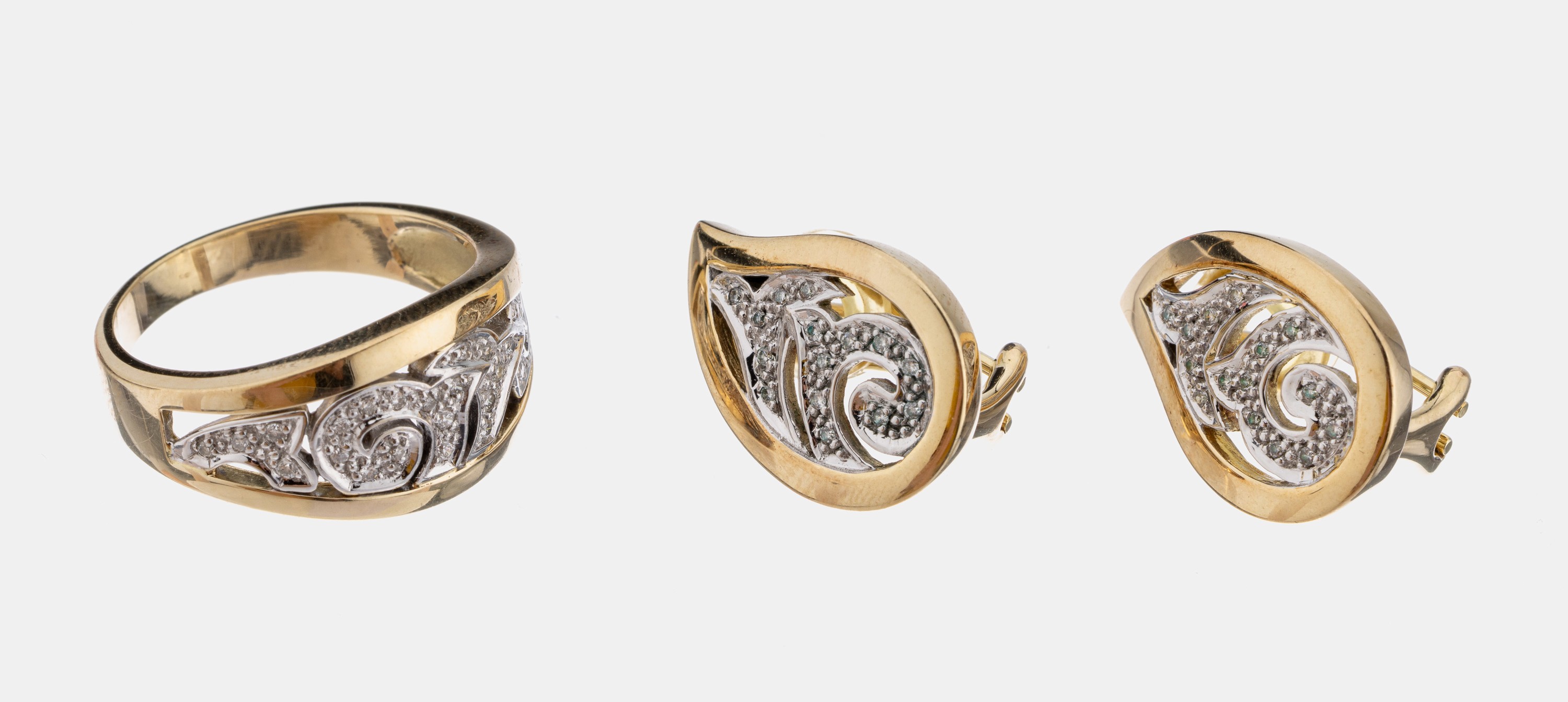 14 kt Gold Brillant-Schmuckset, GG/WG 585/000, best. aus: Ring, RW 60, in WG gefasste Brillanten zus. ca. 0.12 ct (grav.) Weiß/si, dazu Paar ...