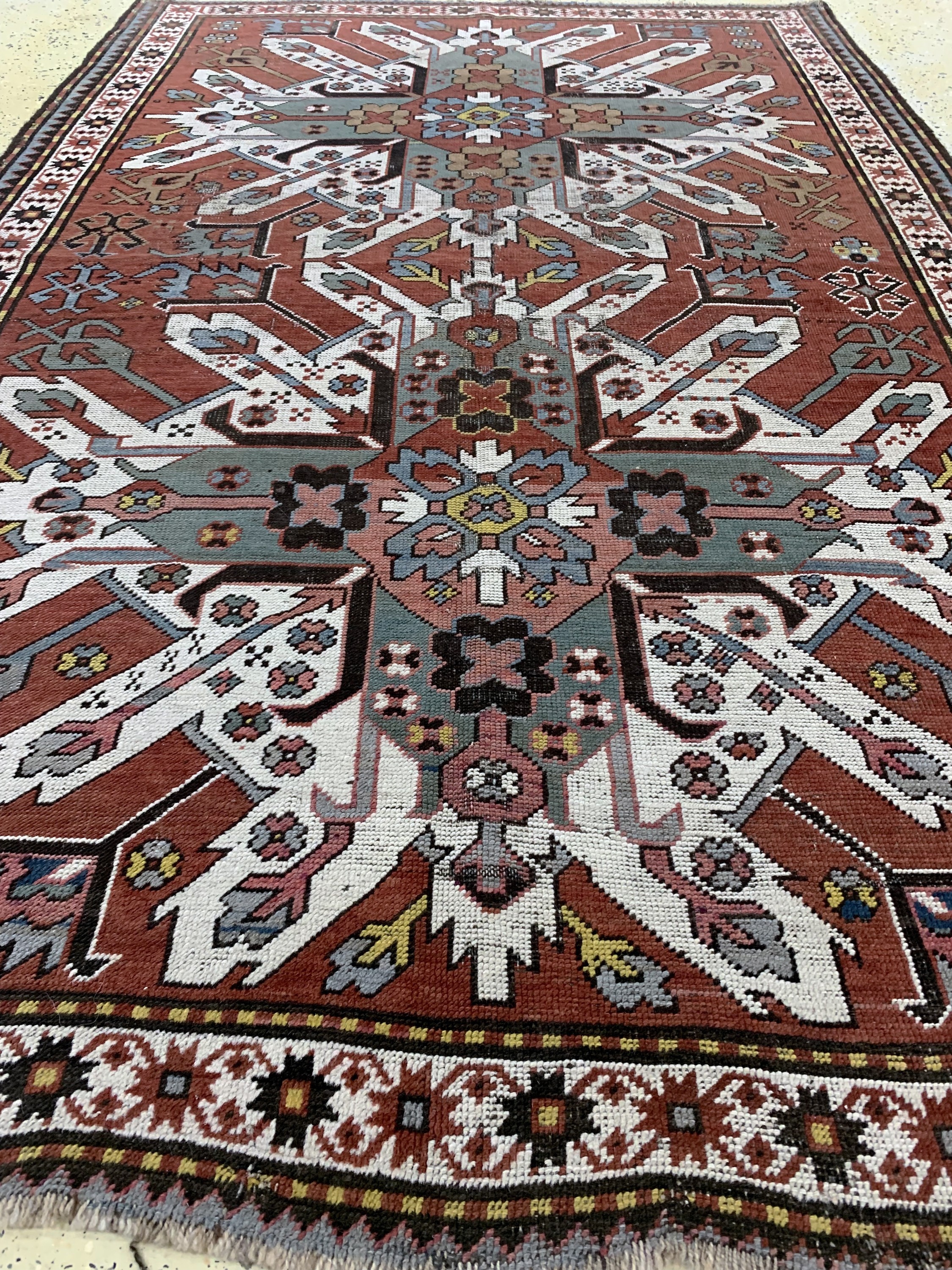Detail c: Tschelaberd"Adler-Kazak"antik, Kaukasus, 19.Jhd, Wolle auf Wolle, ca. 225 x 148 cm, EHZ: 3