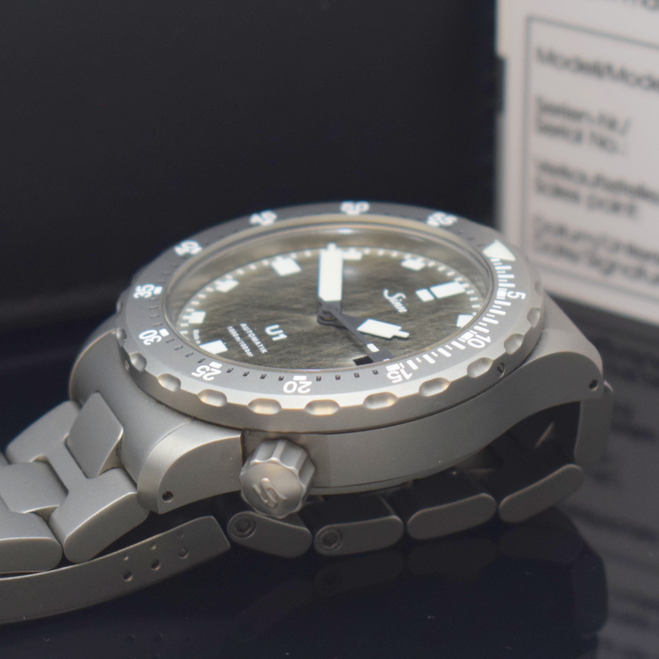 Detail c: SINN U1 auf 500 Stück limitierte Herrenarmbanduhr, Deutschland verk. lt. beil. Pap. 03/2021, Automatik, matt. U-Boot- Stahlgeh. inkl. orig. ...