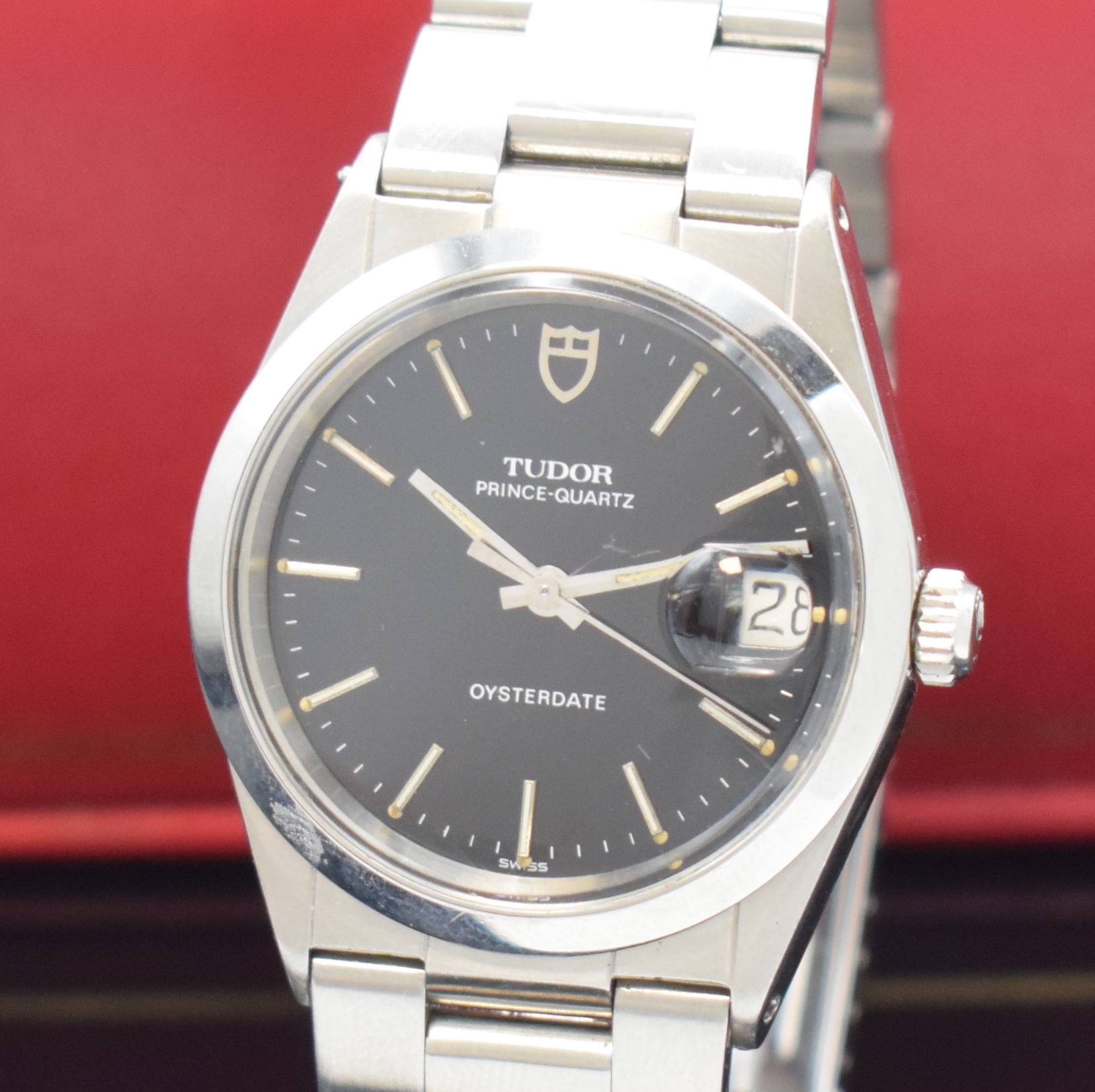 Detail a: TUDOR Armbanduhr Prince-Quartz Oysterdate Referenz 9150, Schweiz 1990er Jahre, Rolex Edelstahlgeh. inkl. Rolex/Tudor Oysterband m. Faltschl., Boden ...