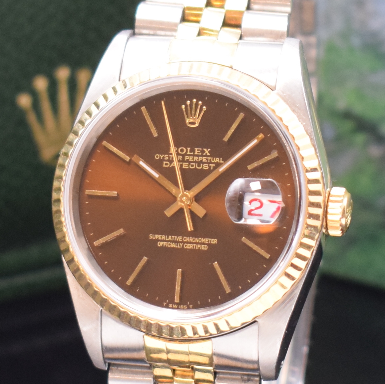 Detail a: ROLEX Herrenarmbanduhr Oyster Perpetual Datejust Referenz 16233, Schweiz um 1988, Automatik, R-Serie, Chronometer der Superlative in Edelstahl/Gold ...