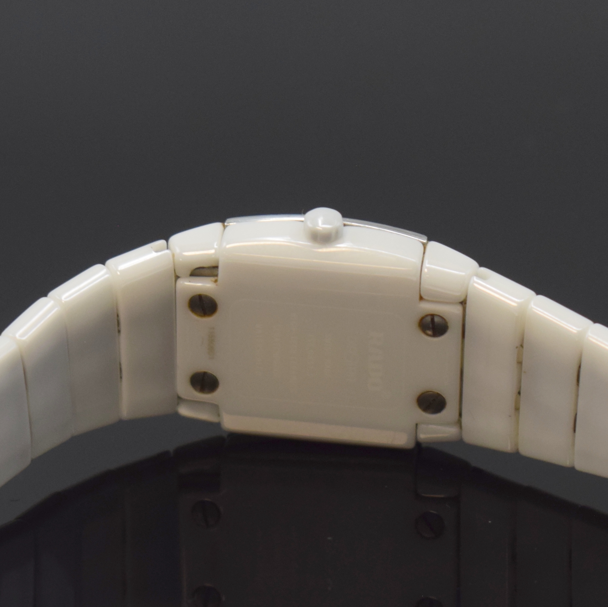 Detail d: RADO Damenarmbanduhr Jubile Sintra Referenz 153.0831.3, Schweiz um 2010, weißes Keramikgeh. inkl. Gliederband m. dopp. Faltschl., seitl. aufw. m. ...