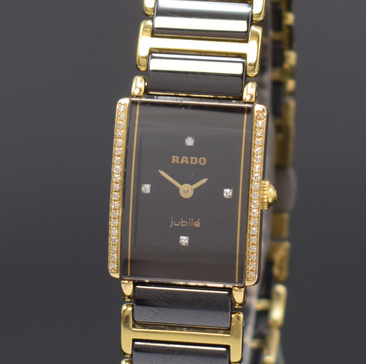 Detail a: RADO Diastar Jubilé Damenarmbanduhr mit Diamantbesatz Referenz 153.0339.3, Schweiz um 2010, quarz, verg. Geh. inkl. Gliederband m. dopp. Faltschl., ...