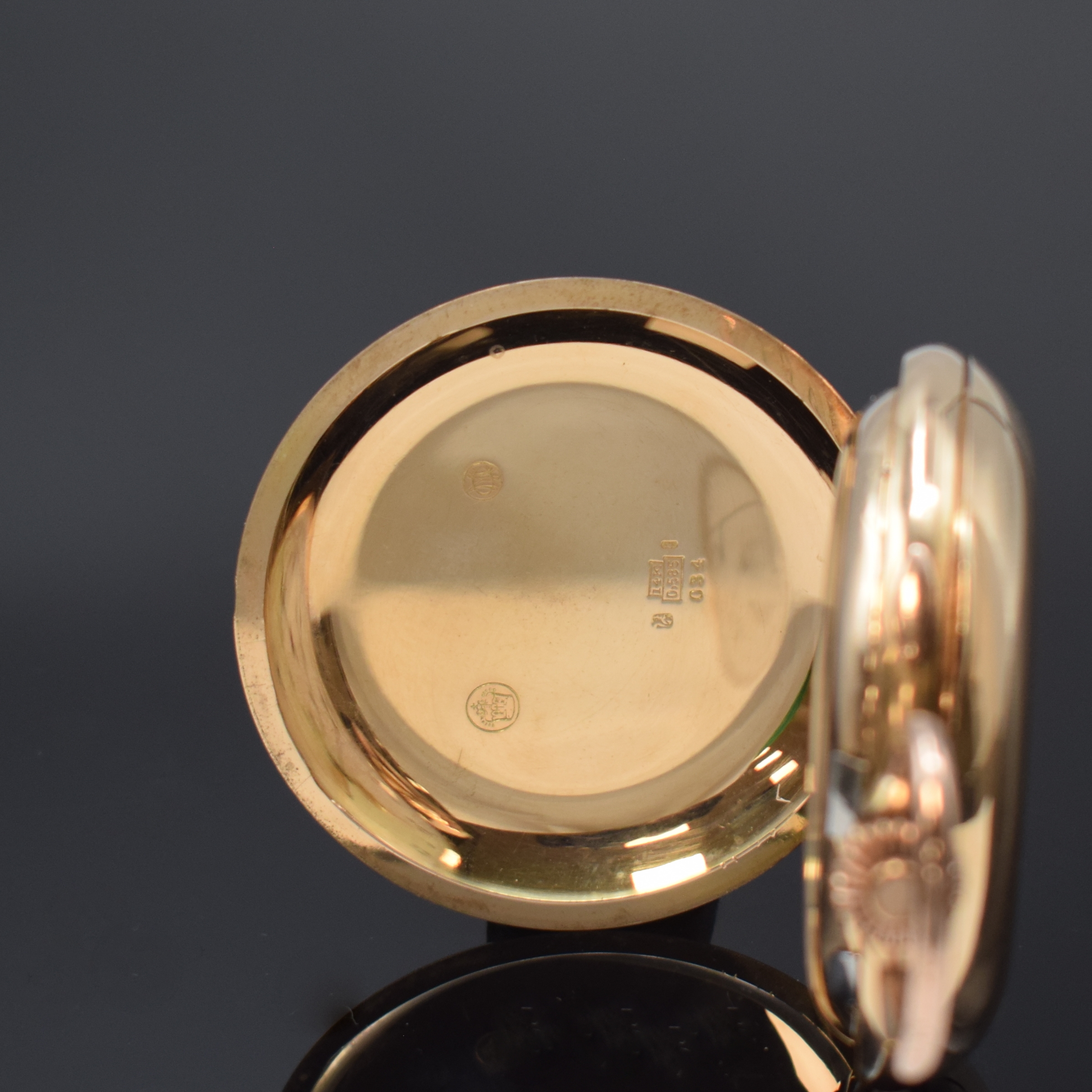 Detail a: Herrensavonette mit Minutenrepetition und Chronograph in RoseG 585/000, Schweiz um 1900, glattes 3-Deckel Goldgeh., Cuvette m. Medaillengrav., ...