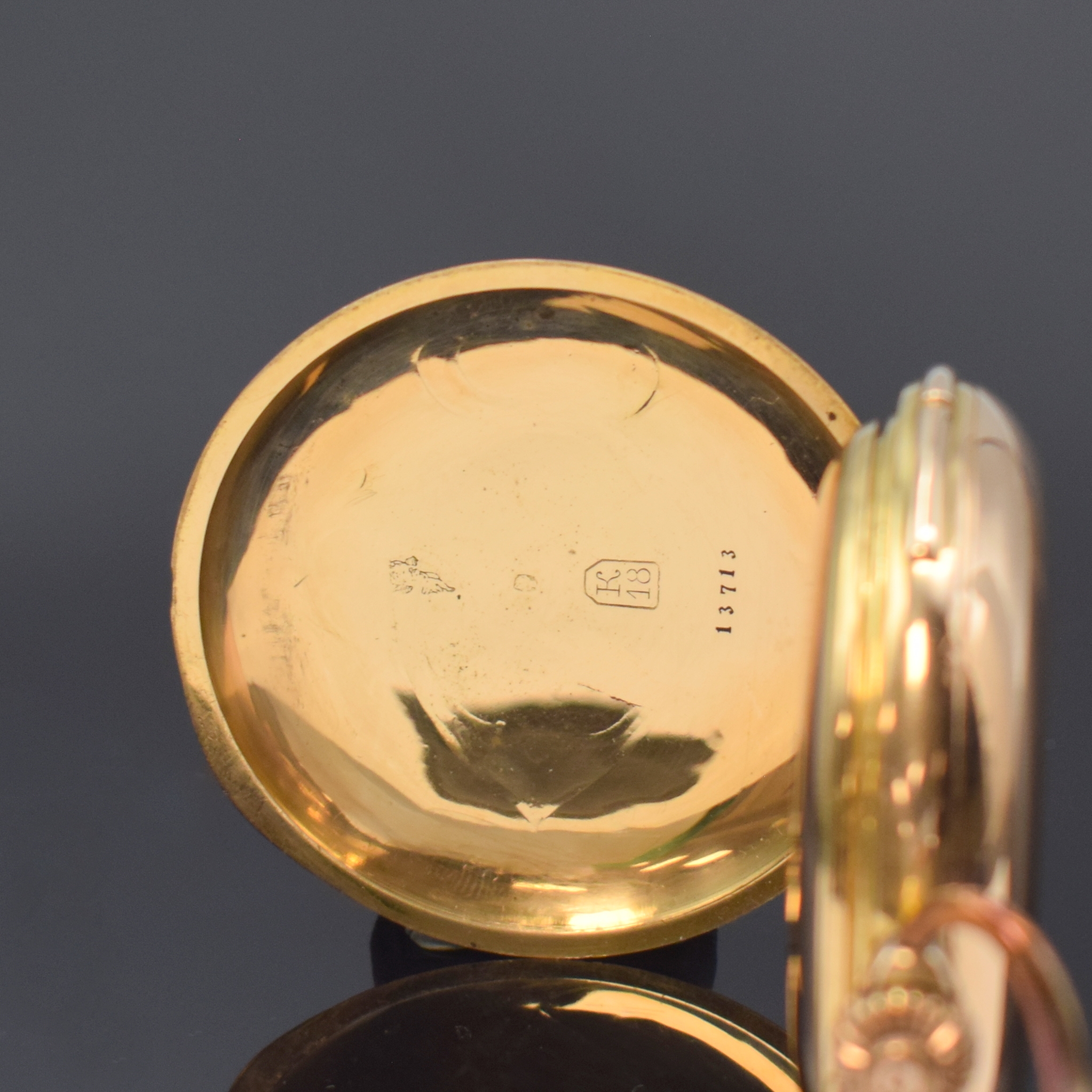 Detail c: Herrensavonette mit Minutenrepetition in RoseG 750/000, Schweiz um 1900, glattes 3-Deckel Goldgeh., Repetitions-Schieber b. 6, Monogramm-Grav. auf ...
