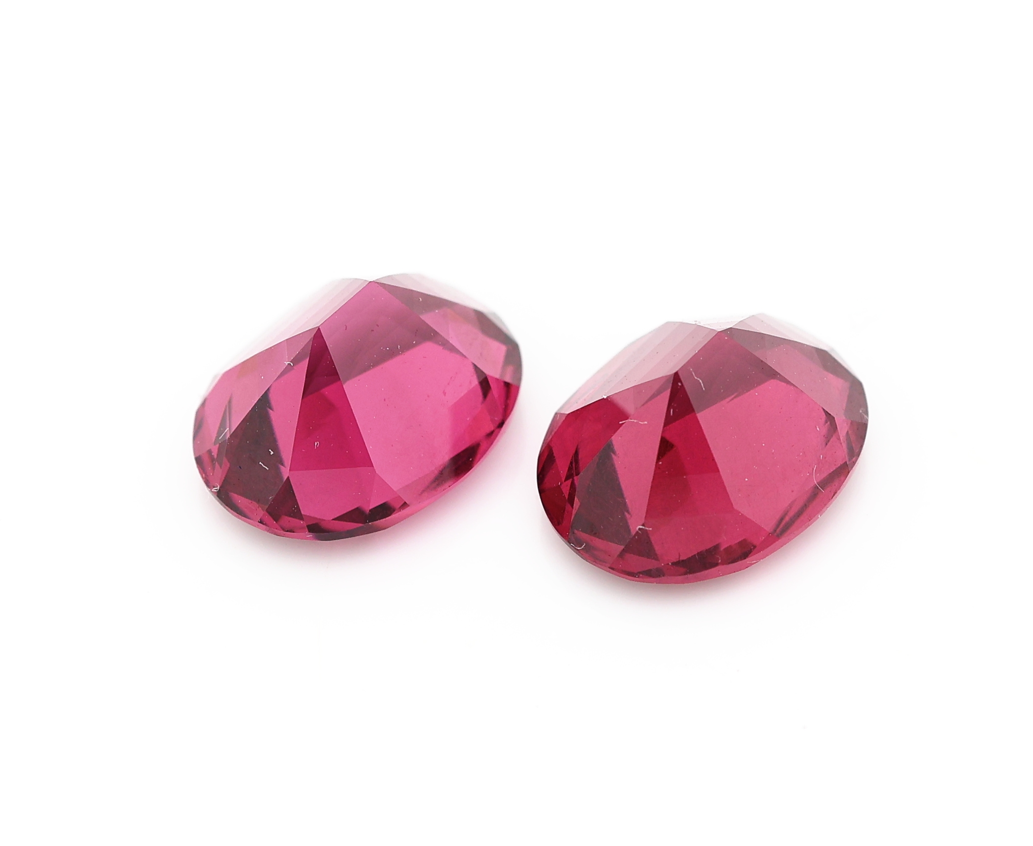 Detail a: Lot 2 lose Granate, zus. ca. 6.28 ct, ovalfacett.