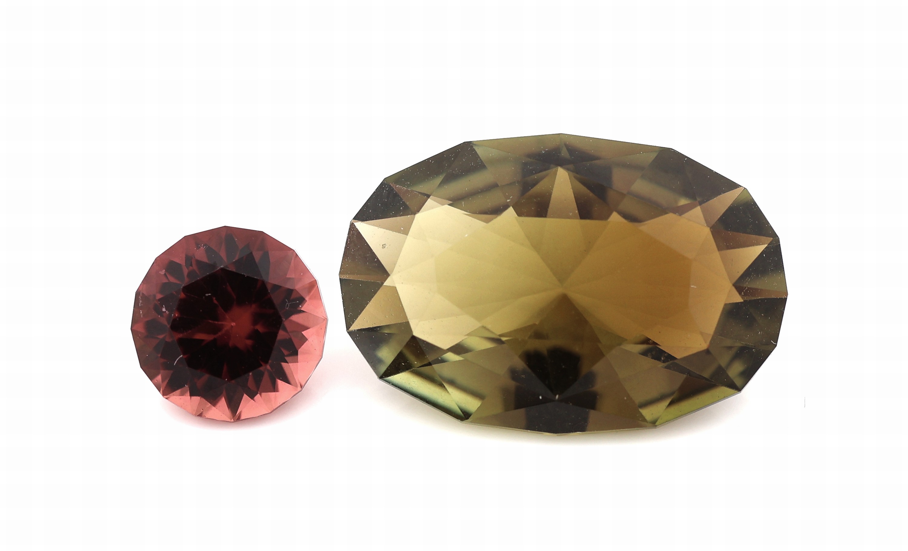 Detail c: Lot 6 lose Turmaline, zus. ca. 14.70 ct, versch. Größen, Farben und Schliffformen