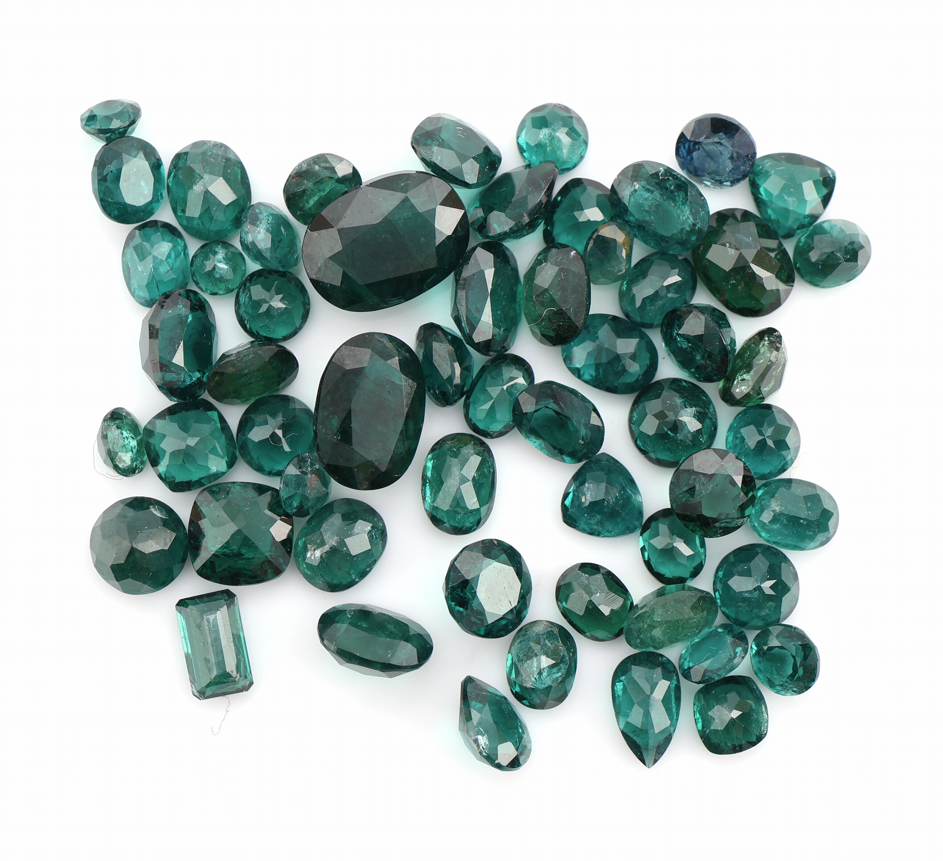 Lot lose Apatite, zus. ca. 22.15 ct, versch. Schliffformen und Größen
