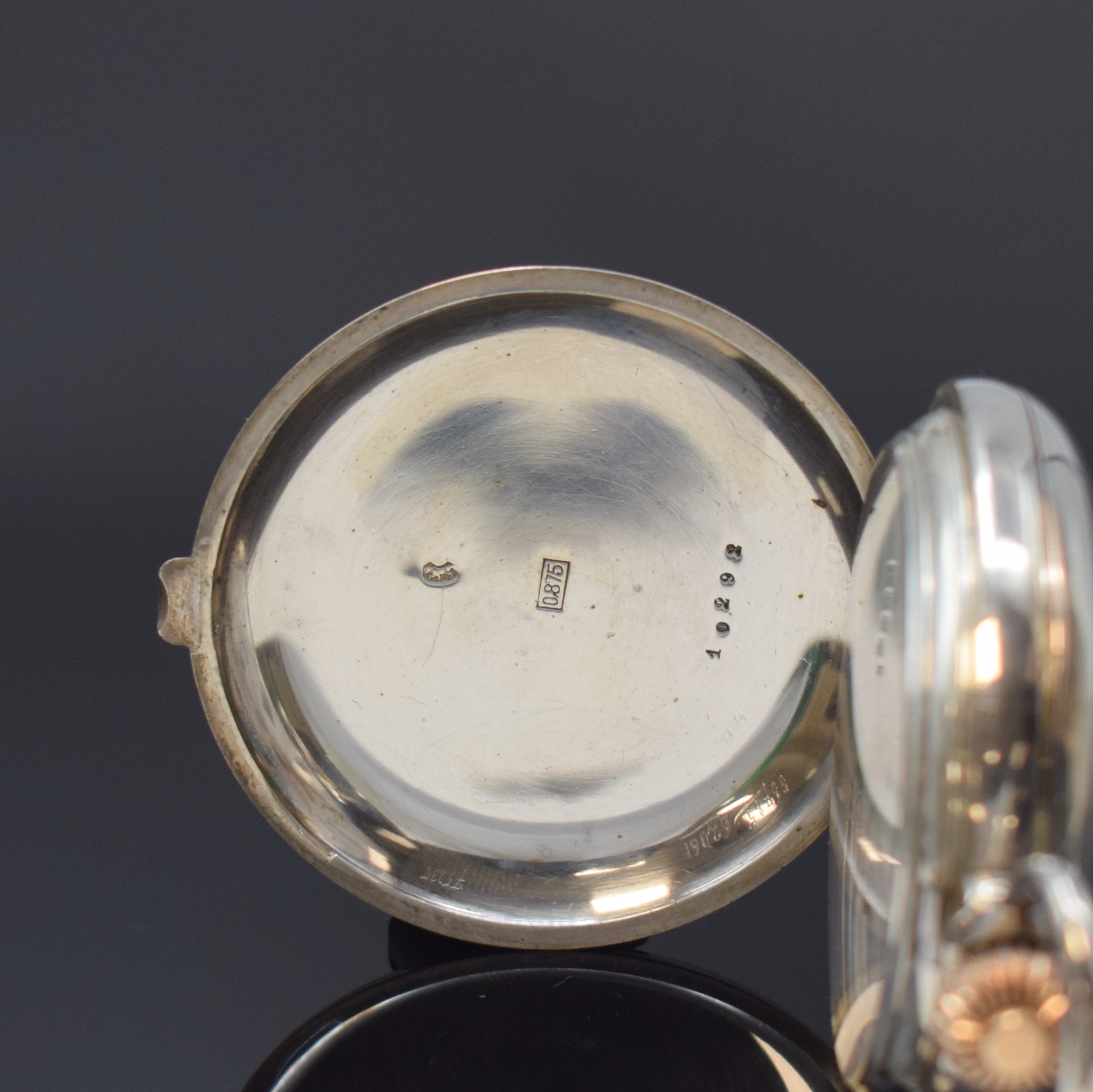 Detail a: CH. SUCHY & FILS schwere Herrensavonette mit Minutenrepetition in Silber, Schweiz um 1900, glattes Geh. m. à-goutte-Schlüssen, Schmuckmonogramm auf ...