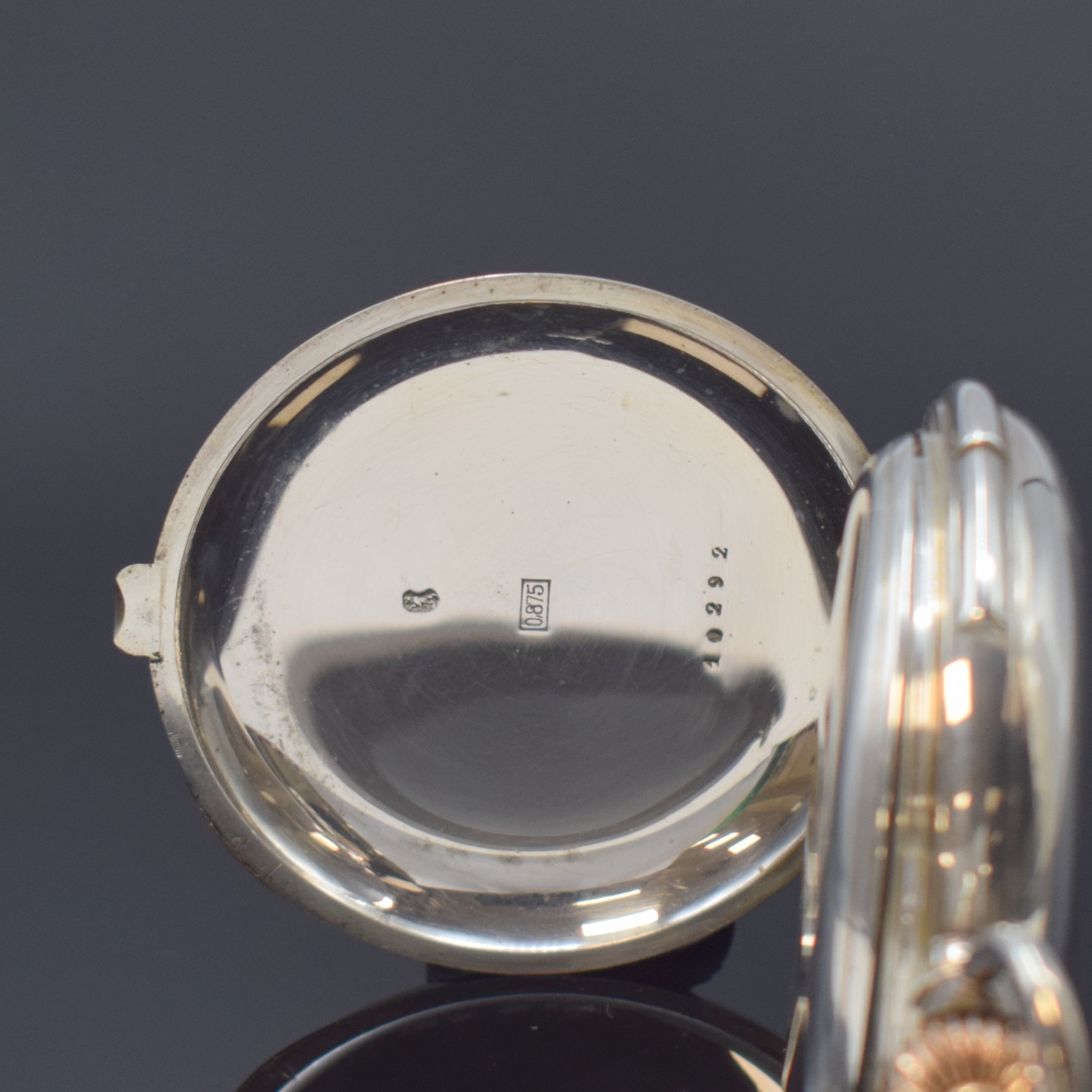 Detail d: CH. SUCHY & FILS schwere Herrensavonette mit Minutenrepetition in Silber, Schweiz um 1900, glattes Geh. m. à-goutte-Schlüssen, Schmuckmonogramm auf ...
