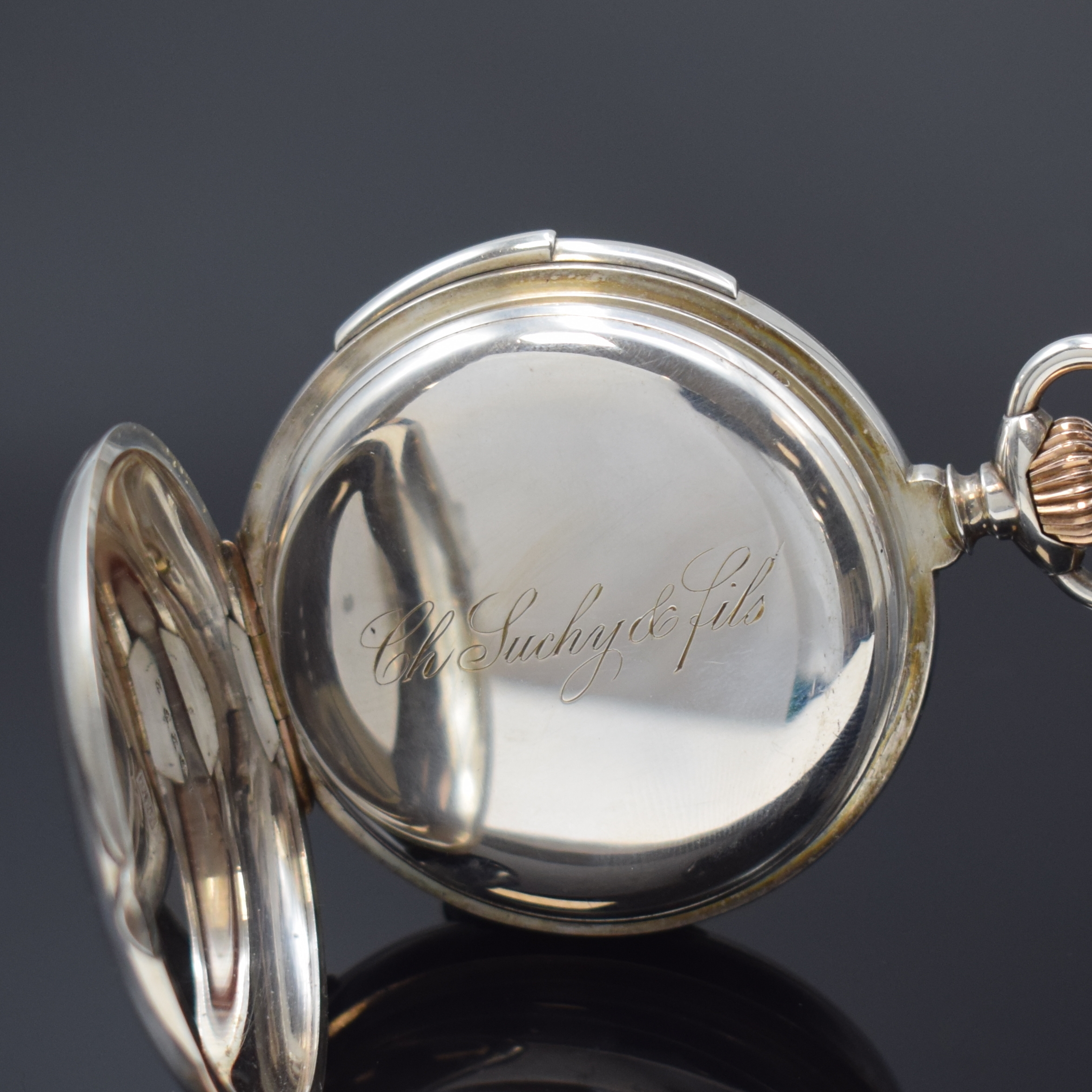 Detail e: CH. SUCHY & FILS schwere Herrensavonette mit Minutenrepetition in Silber, Schweiz um 1900, glattes Geh. m. à-goutte-Schlüssen, Schmuckmonogramm auf ...