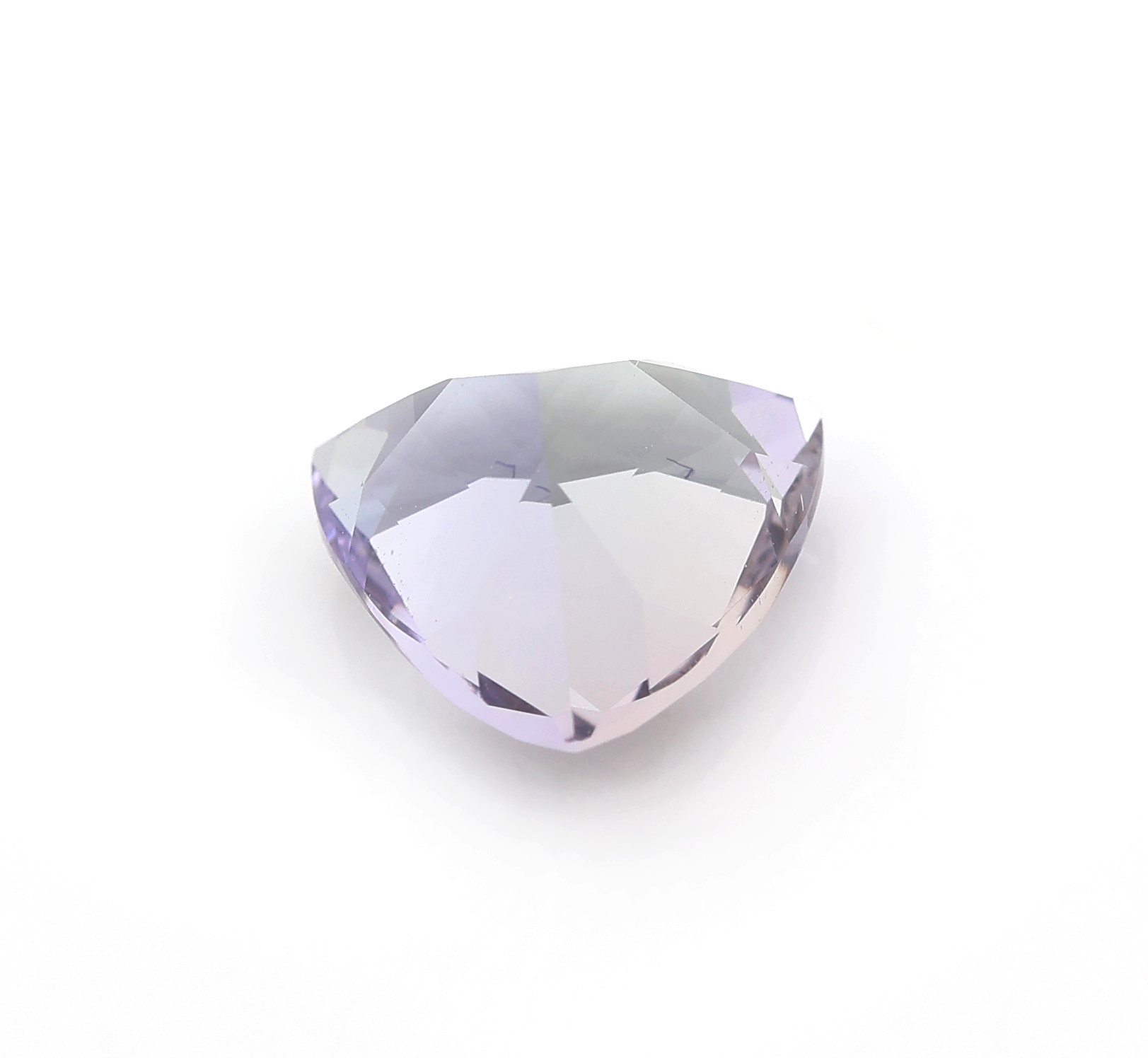 Detail a: Loser Ziosit, ca. 3.52 ct, facett. Triangel