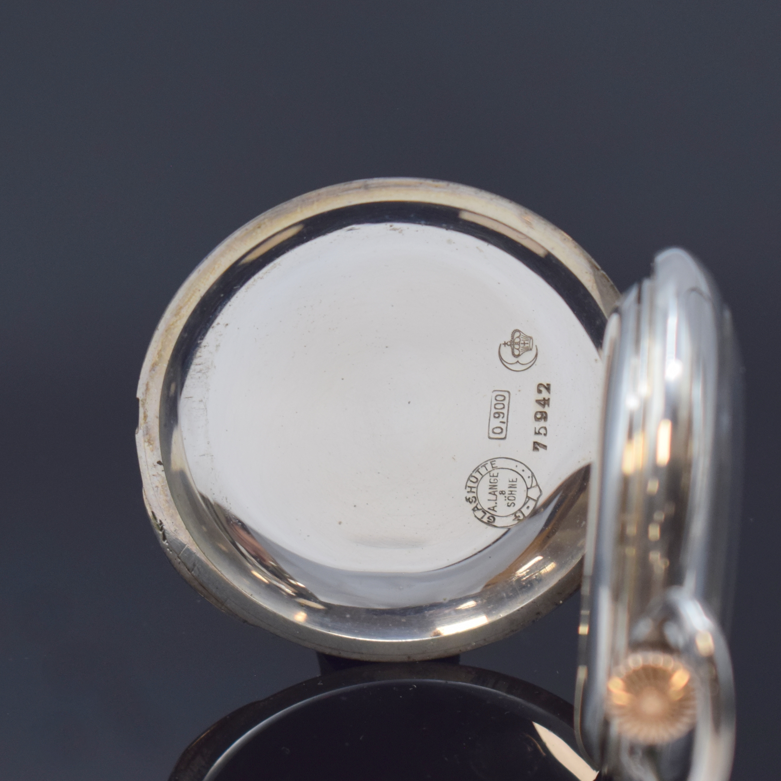 Detail b: A. LANGE & SÖHNE -DUF- offene Taschenuhr in Silber, Schweiz um 1915, glattes Geh., Goldscharniere, 2-tlg. Emailzifferbl. m. Breguetzahlen, kl. Sek. ...
