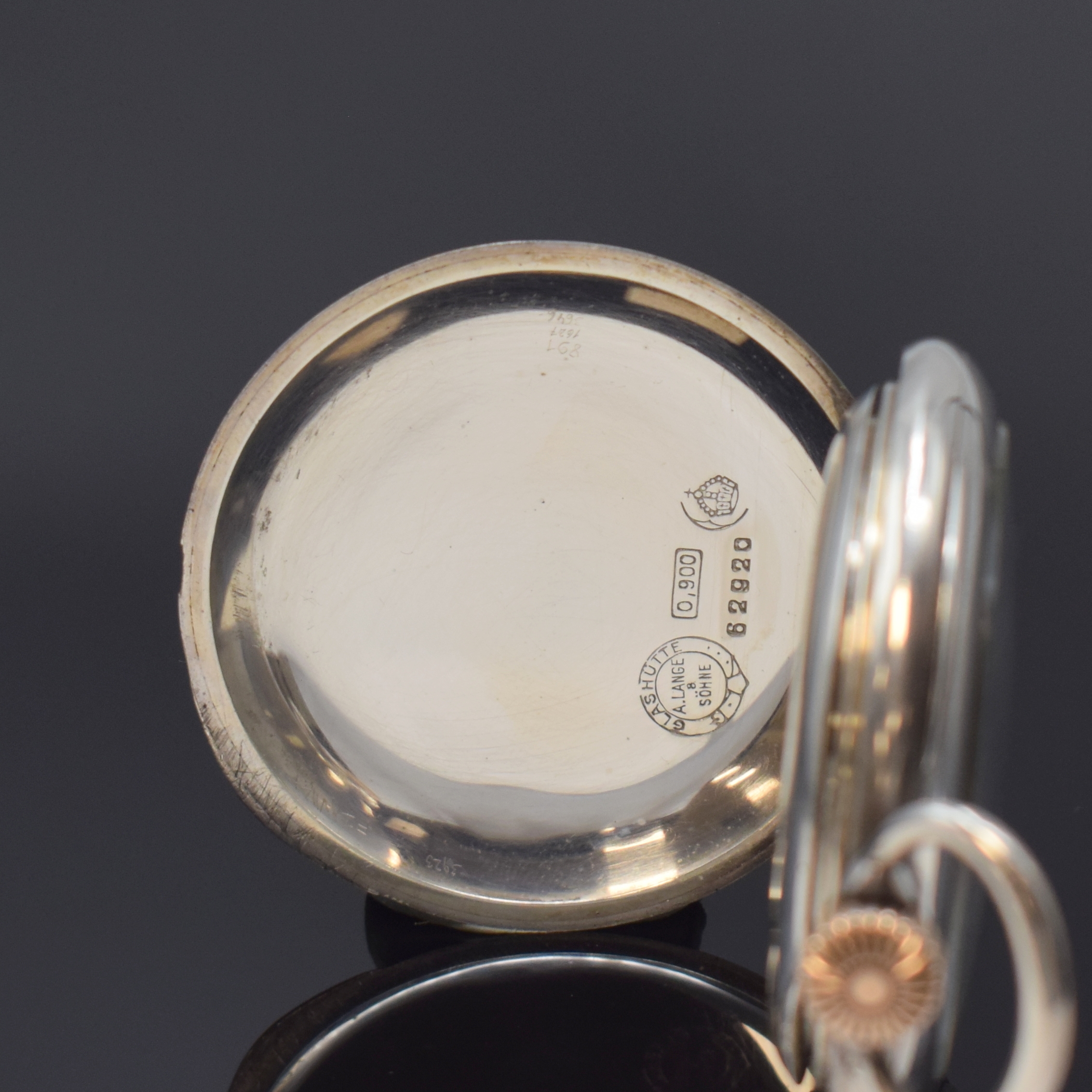Detail b: A. LANGE & SÖHNE Glashütte offene Taschenuhr in Silber, Deutschland um 1915, glattes Geh. m. gekürzten Goldscharnieren, 3-tlg. Emailzifferbl. l. ...