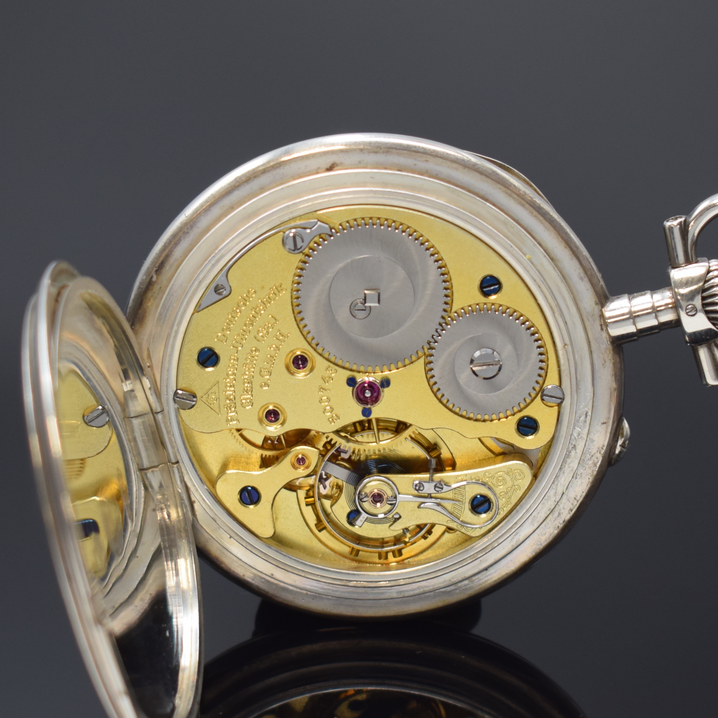 Detail e: DEUTSCHE PRÄZISIONSUHR Original Glashütte Taschenuhr im silbernen Louis-XVI Gehäuse, Deutschland um 1920, offenes, gestuftes Geh. m. ...