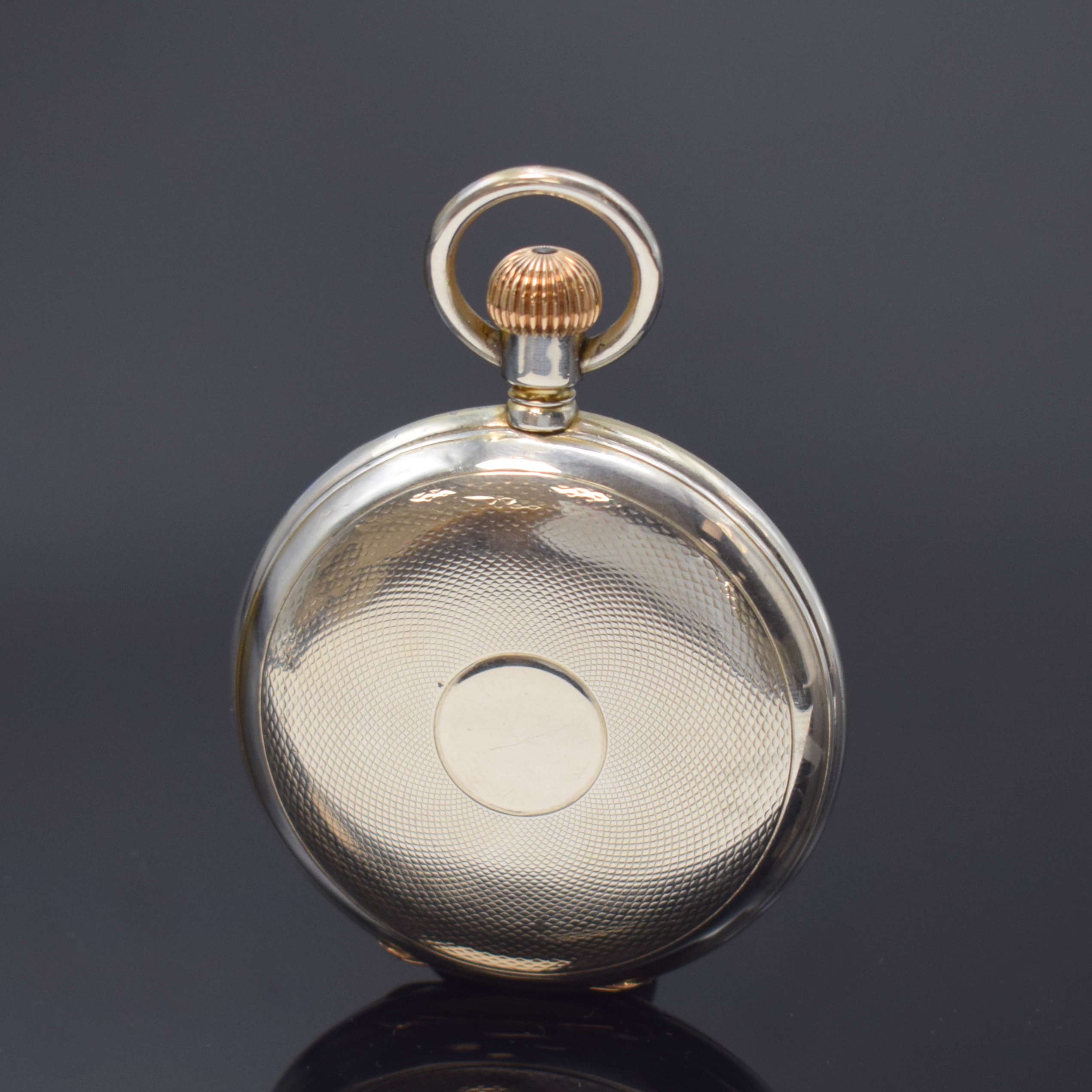 Detail b: J. ASSMANN Glashütte Herrensavonette in Silber, Deutschland um 1905, guill. Geh., Goldscharniere, 2-tlg. Emailzifferbl., röm. Zahlen, gebl. ...