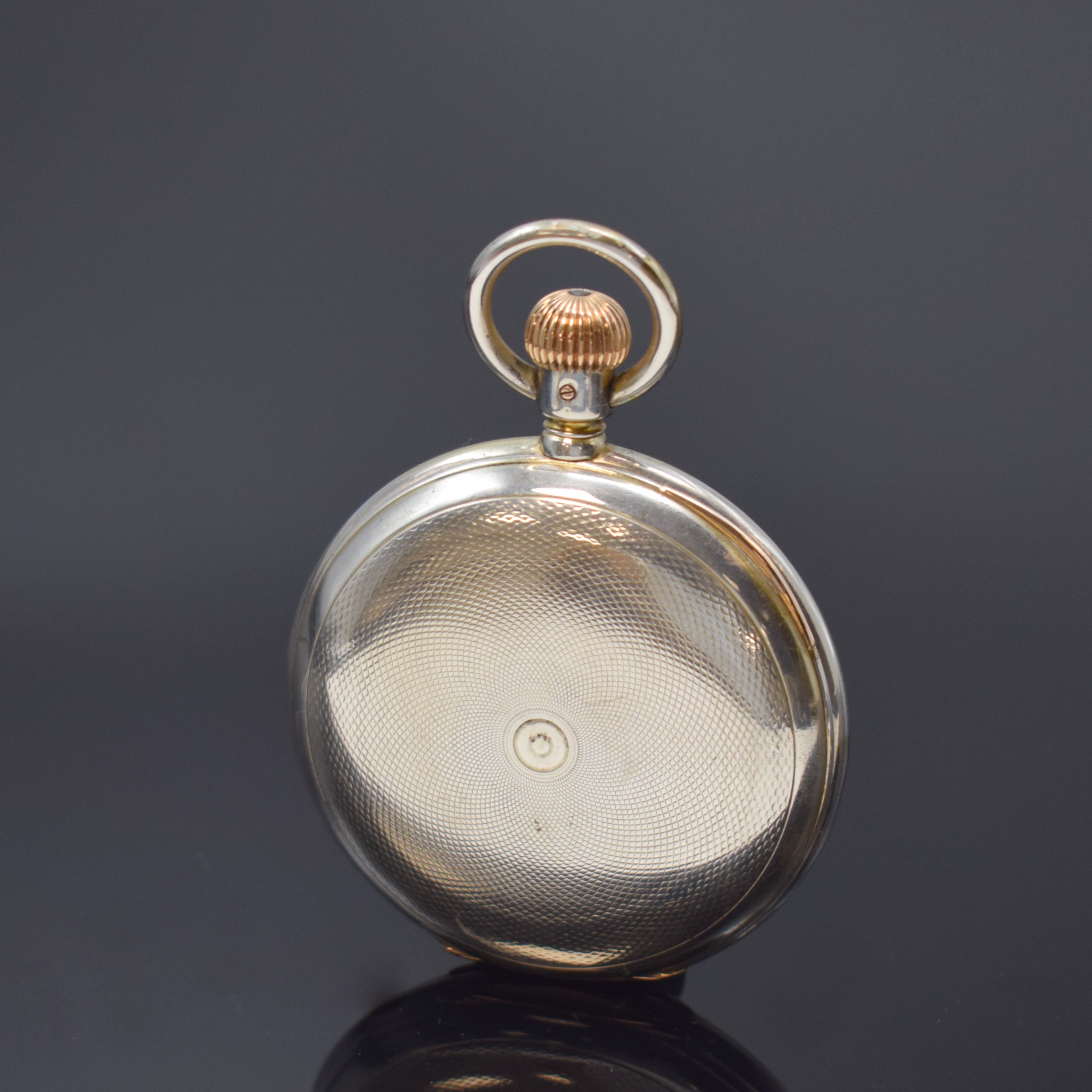 Detail c: J. ASSMANN Glashütte Herrensavonette in Silber, Deutschland um 1905, guill. Geh., Goldscharniere, 2-tlg. Emailzifferbl., röm. Zahlen, gebl. ...
