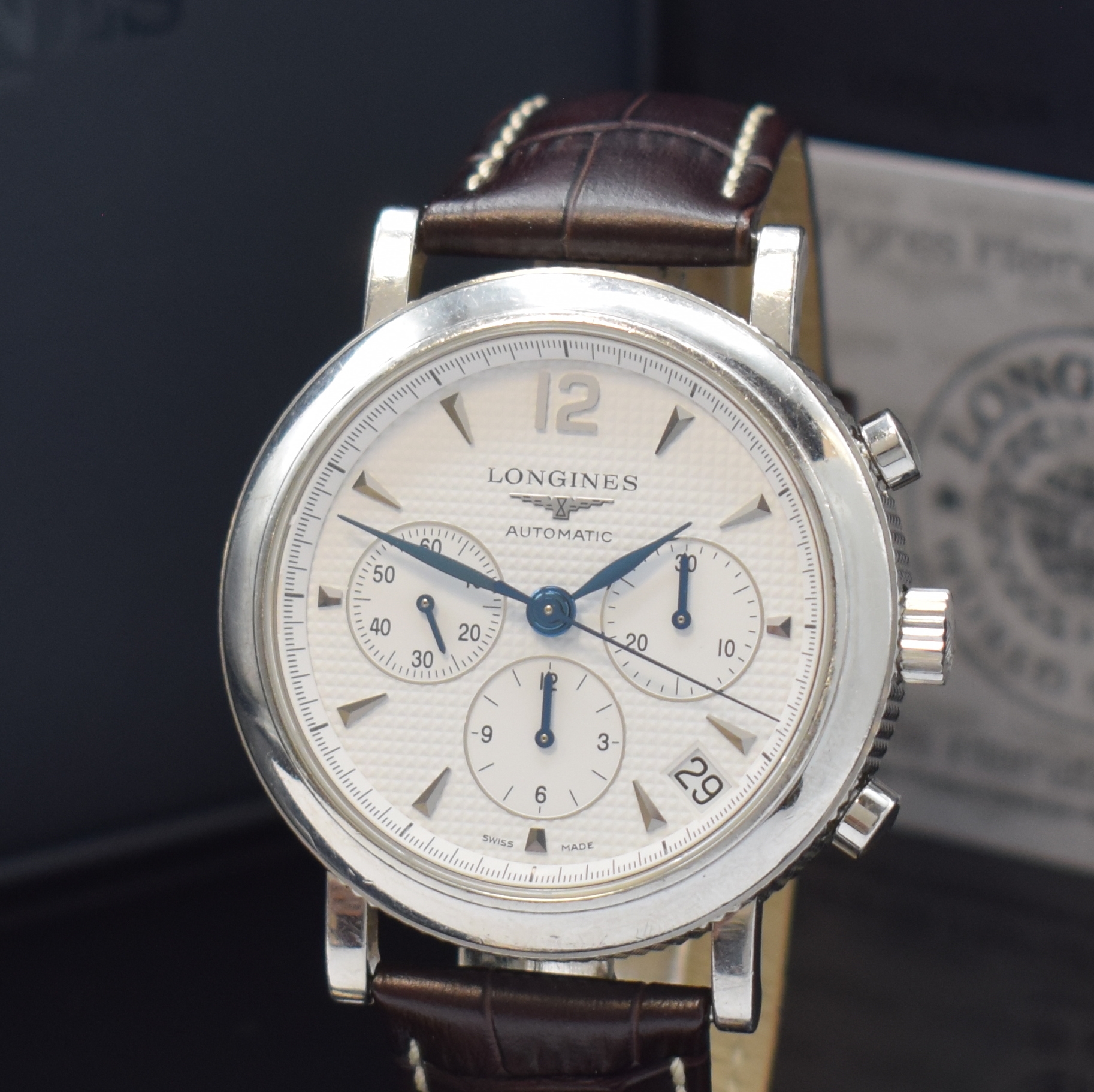 Detail a: LONGINES Clous de Paris Chronograph in Stahl Referenz L.2.704.4, Schweiz um 2015, Automatik, beids. vergl. Geh., Boden aufgedr., weißes ...