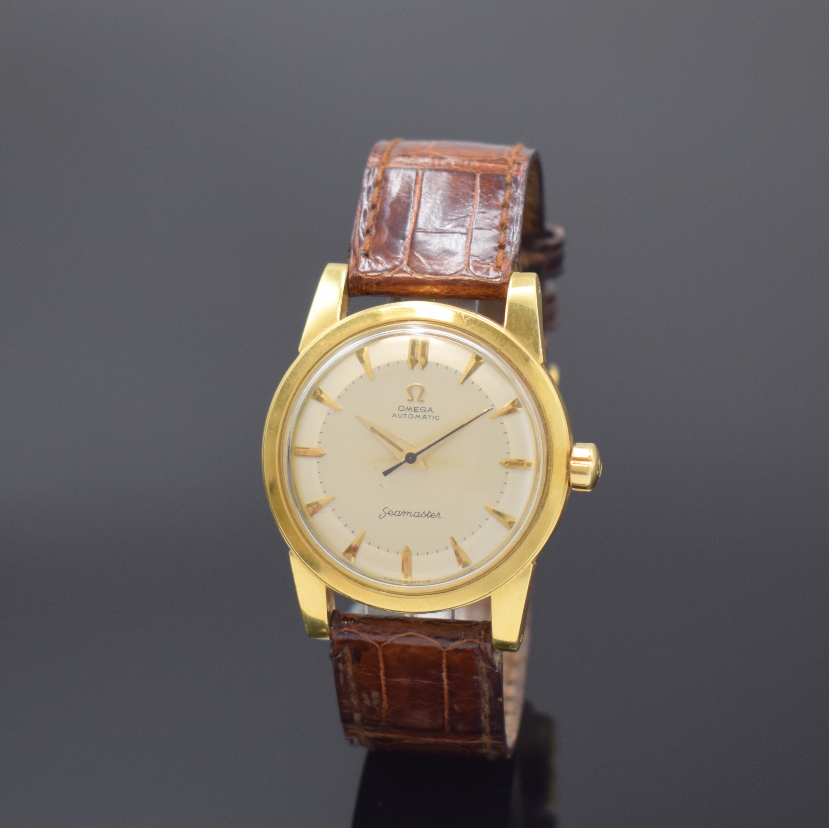 OMEGA Seamaster in GG 750/000 Referenz 2577 / 2520 SC, Hammerautomatik, Schweiz um 1953, Boden verschr., silb. Duoton-Zifferbl. m. aufgel. Indizes ...