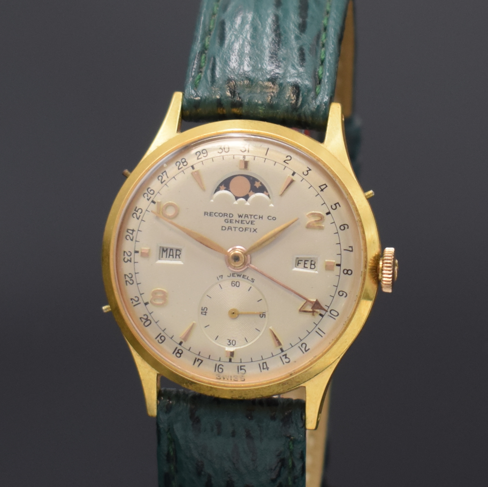 Detail a: RECORD WATCH Datofix Herrenarmbanduhr, Schweiz Mitte 1940er Jahre, Handaufzug, Vollkalenderanzeige inkl. Mondphase, verg. Metallgeh., Edelstahlboden ...