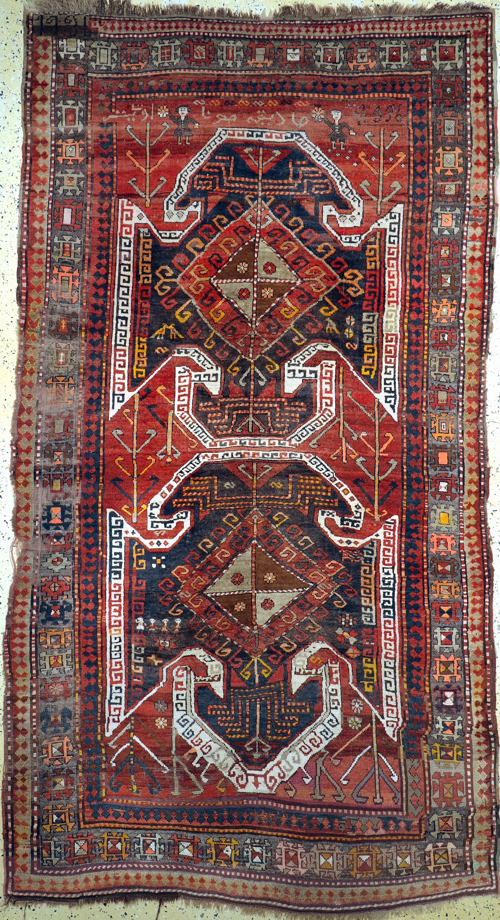 Kazak antik, Kaukasus, datiert 1916 Jahre, Wolle auf Wolle, ca. 304 x 165 cm, EHZ:3-4, (alte Restaurierungen)
