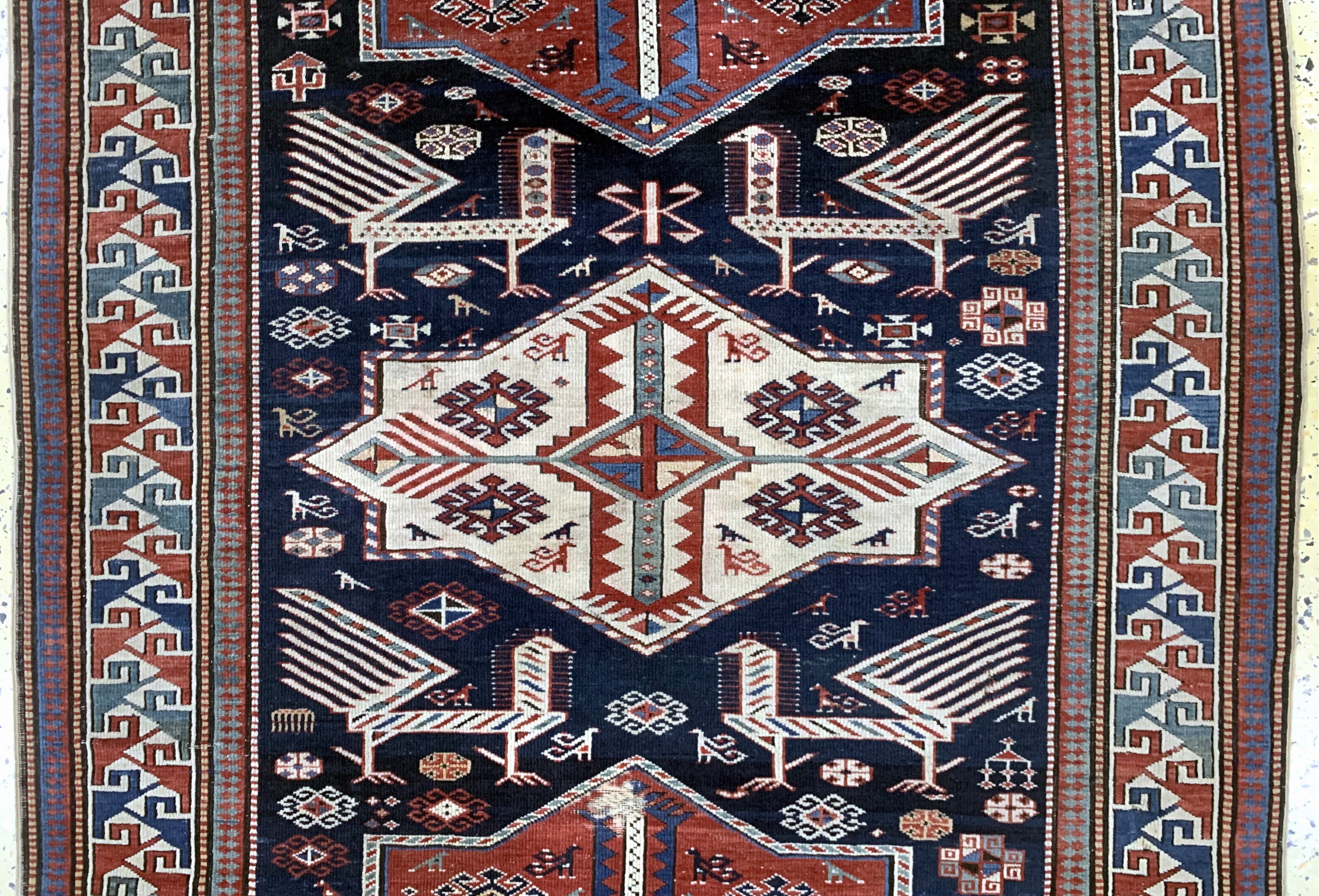 Detail b: Antiker Schirwan, Kaukasus, um 1900, Wolle auf Wolle, ca. 200 x 120 cm, EHZ: 3